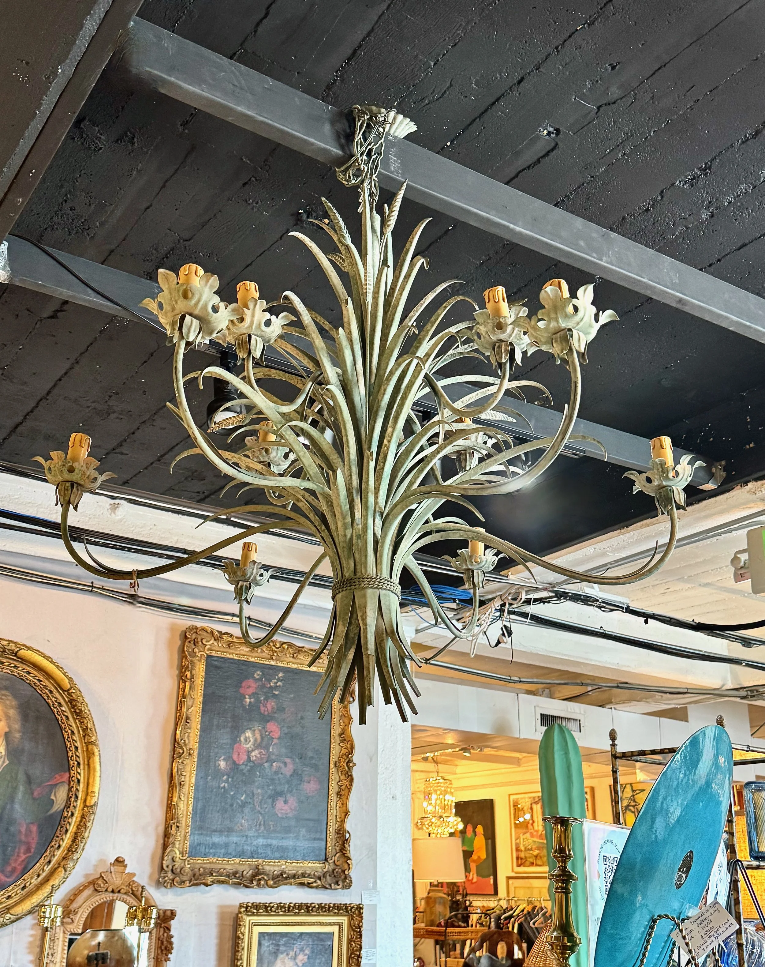Wheat sheef coco chanel chandelier - 5.jpeg