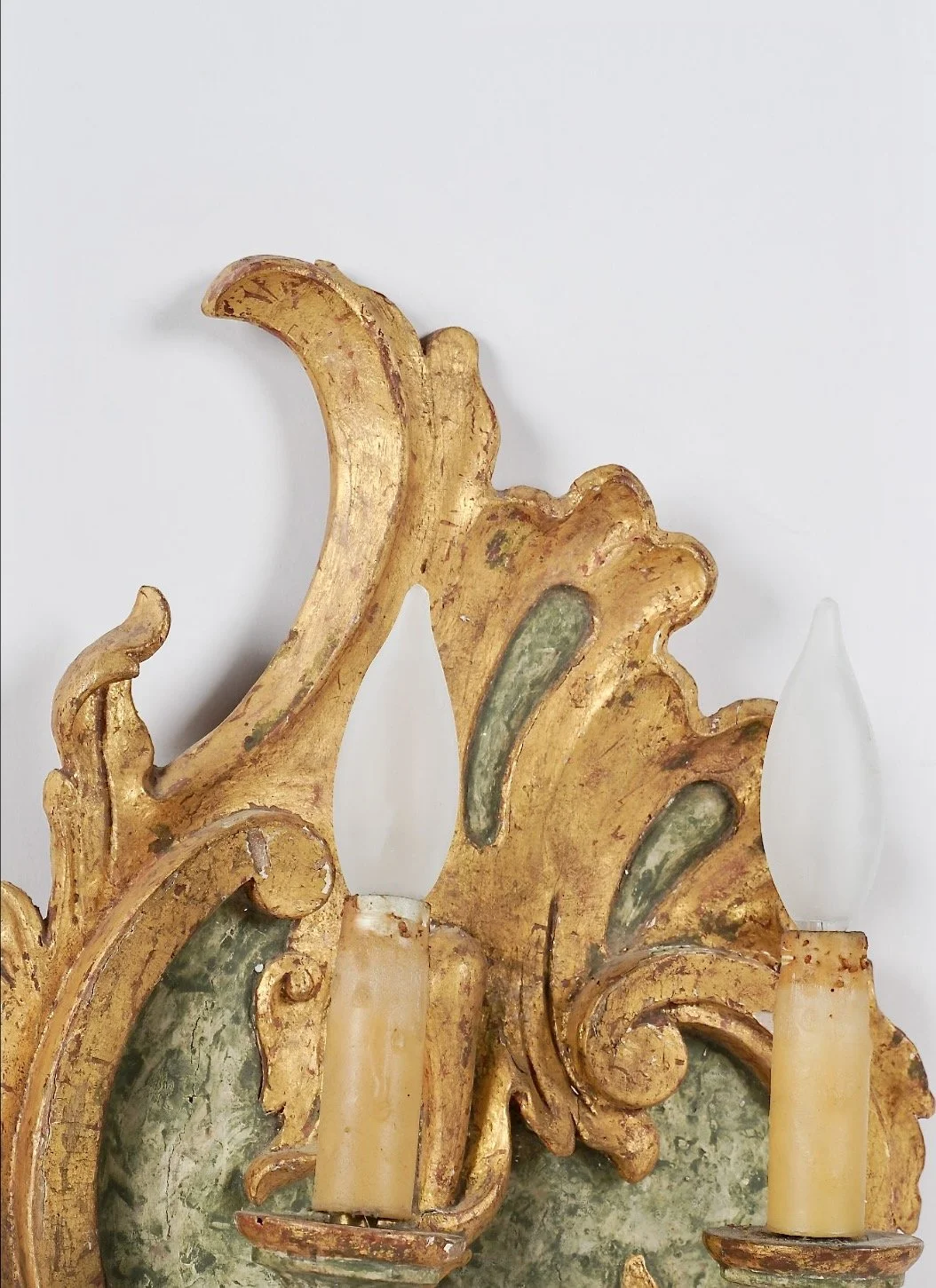 Pr. 18th c. Italian giltwood sconces - 7.jpeg