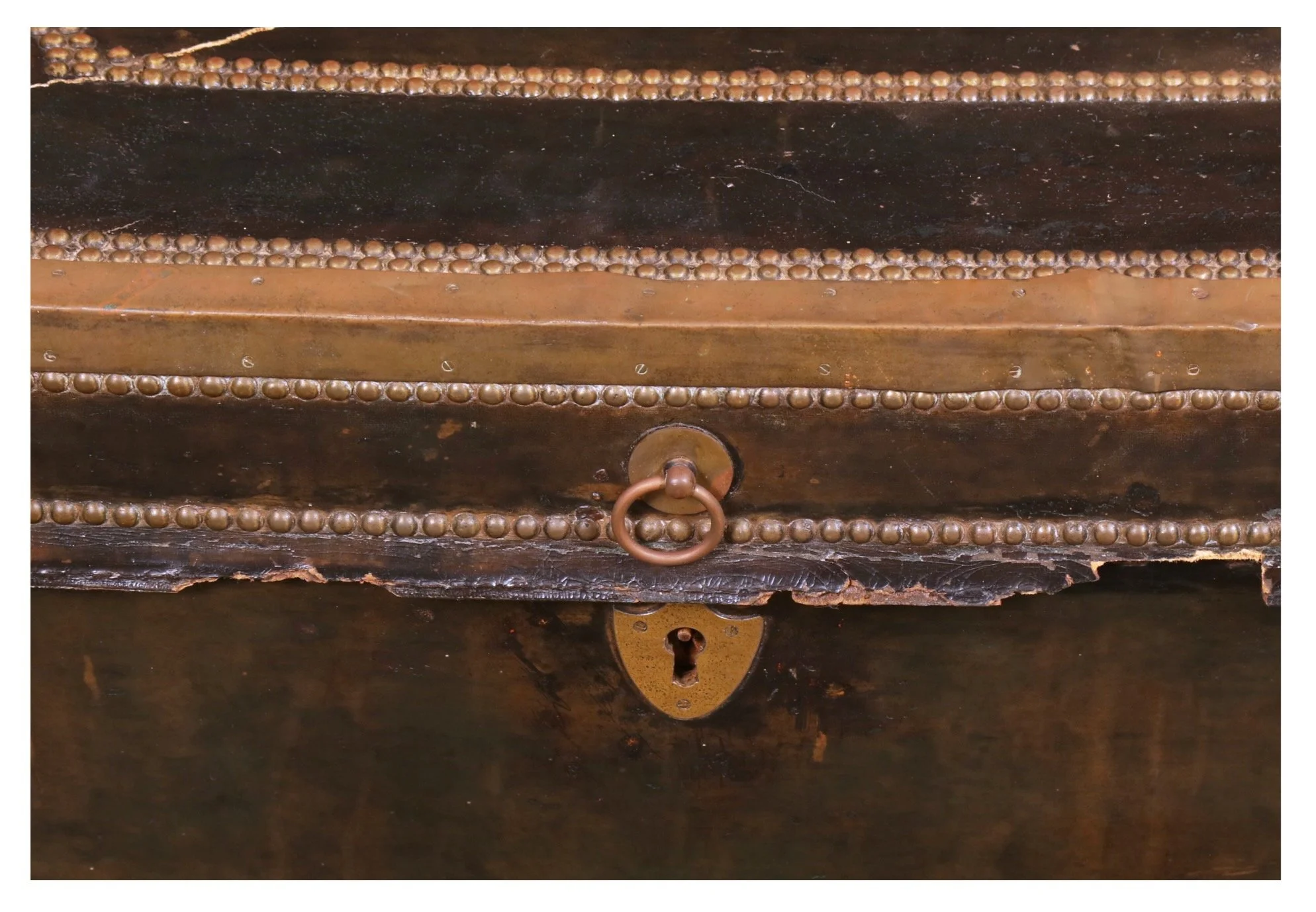 military leather clad trunk - 4.jpeg