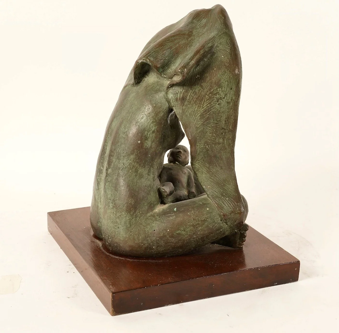 Bronze nude with rebozo and baby - 5.jpeg