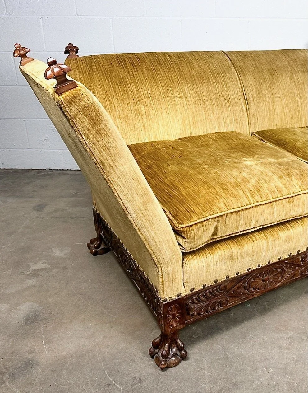 knole sofa II - 2.jpeg