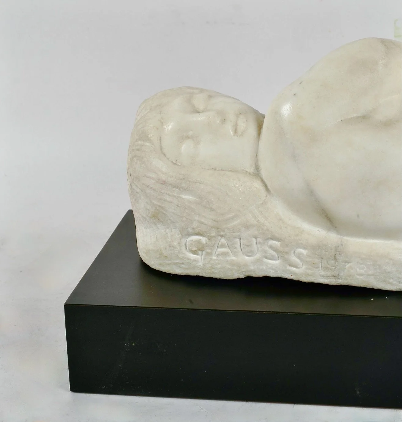 Marble nude--Gauss. 1973 - 2.jpeg