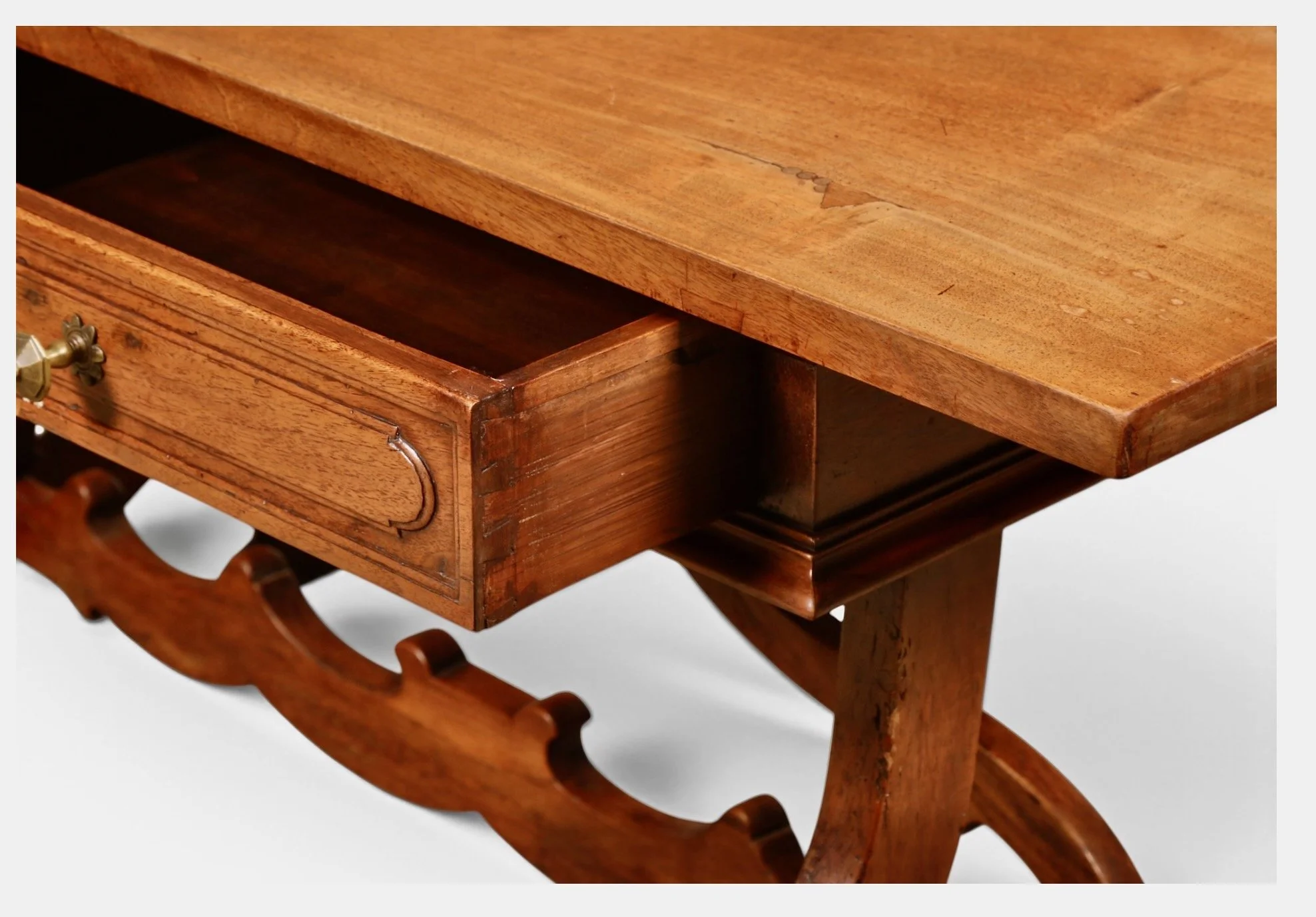 Italian baroque style table - 6.jpeg