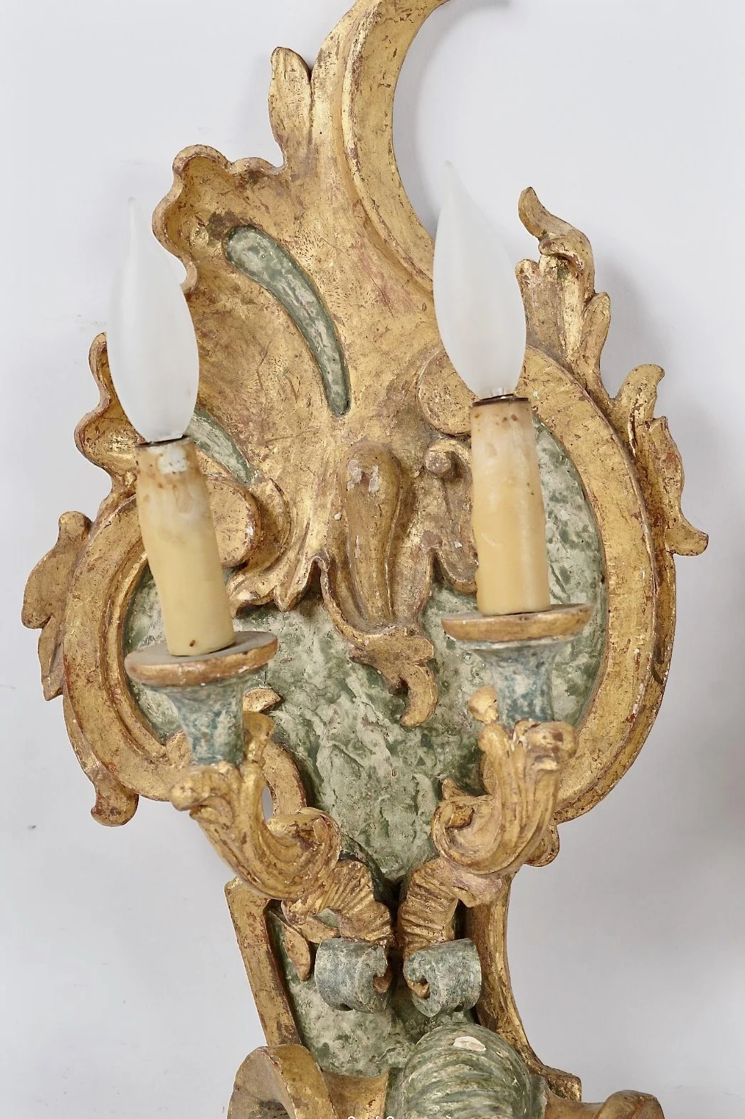 Pr. 18th c. Italian giltwood sconces - 3.jpeg