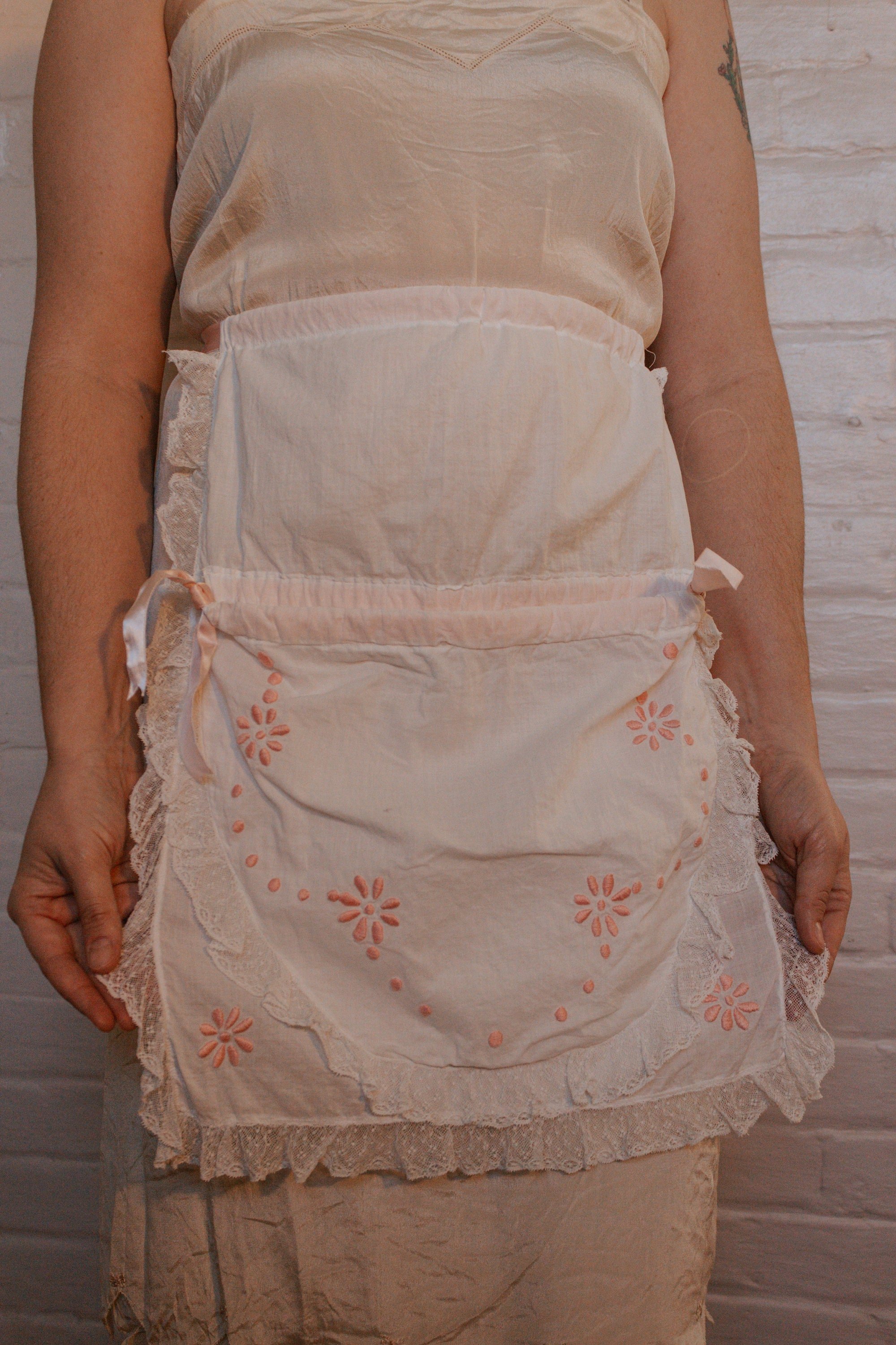 https://i.etsystatic.com/16779620/r/il/82a2b0/5727162840/il_fullxfull.5727162840_b6ga.jpg