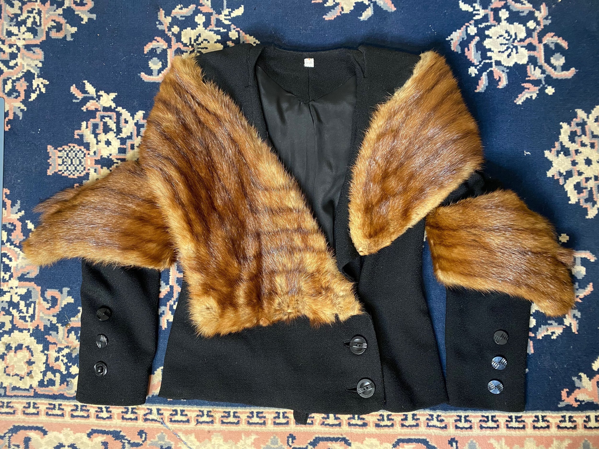 https://i.etsystatic.com/16779620/r/il/69d0ea/4629488843/il_fullxfull.4629488843_tfas.jpg