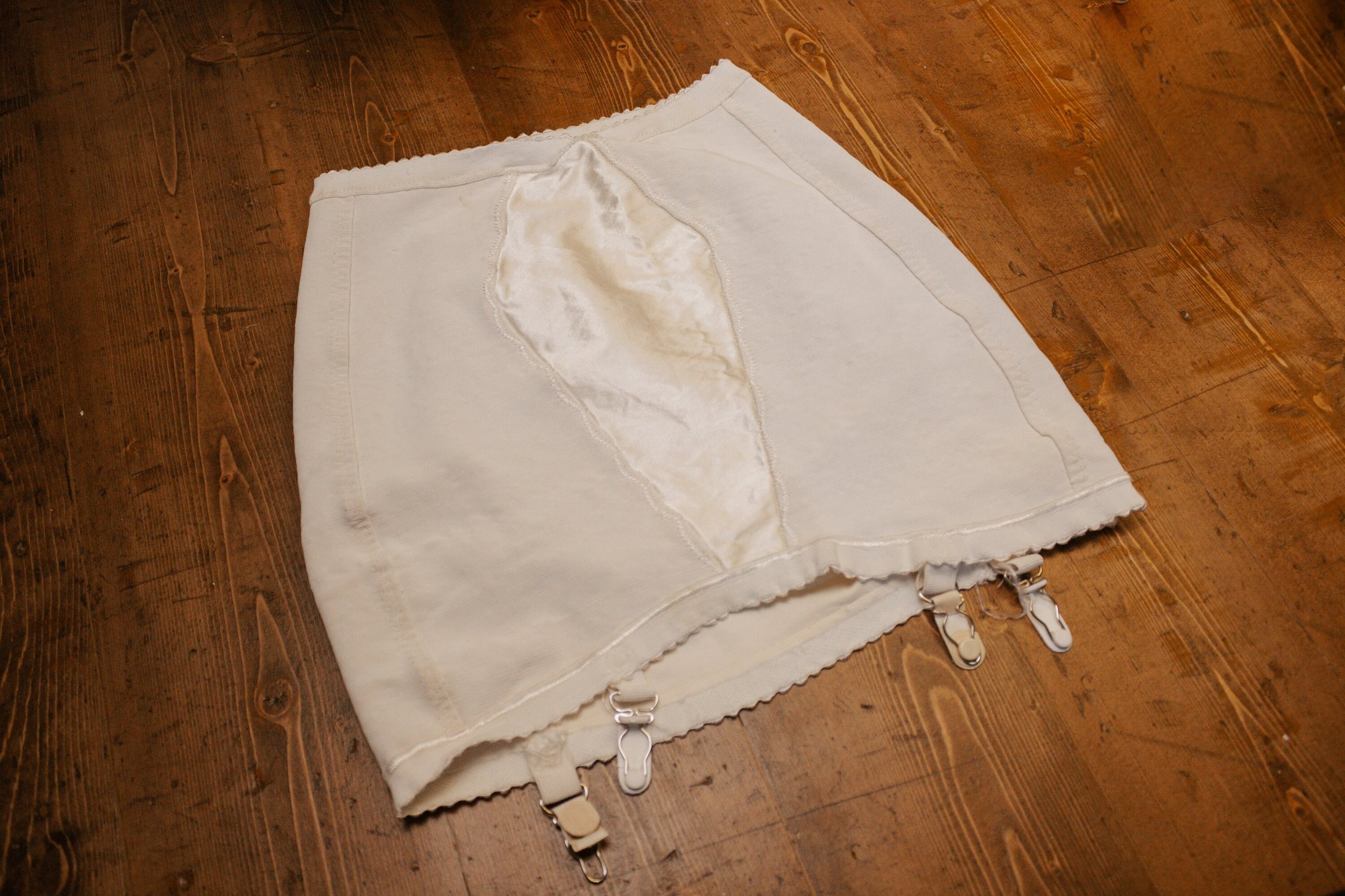 https://i.etsystatic.com/16779620/r/il/c310f3/5780287589/il_fullxfull.5780287589_4b5b.jpg