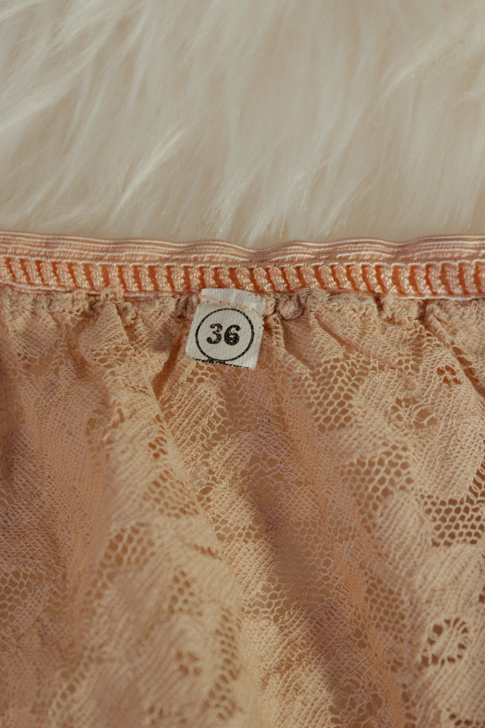 https://i.etsystatic.com/16779620/r/il/15c87b/5774713491/il_fullxfull.5774713491_ngp3.jpg