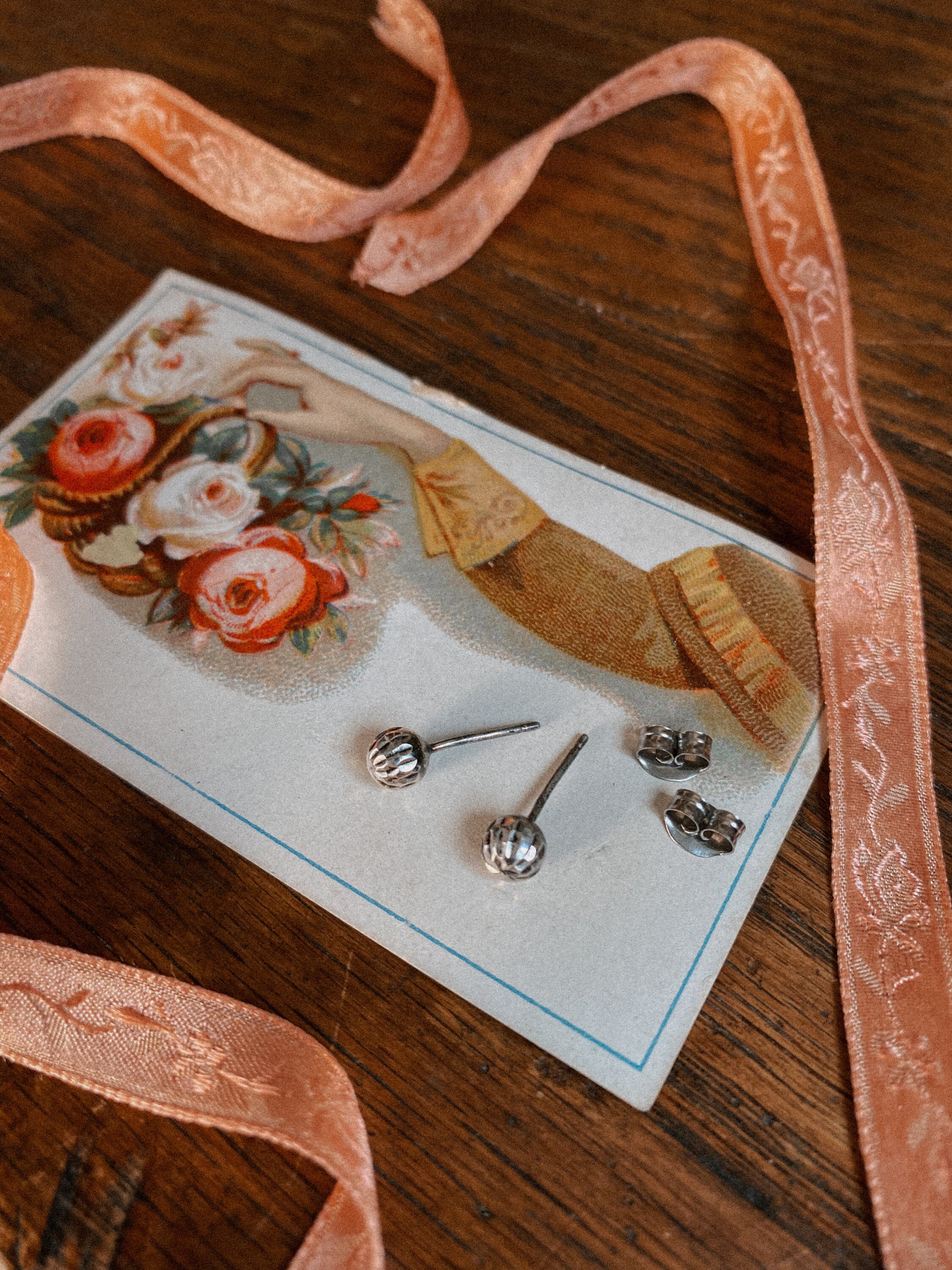 https://i.etsystatic.com/16779620/r/il/0428a8/5596435972/il_fullxfull.5596435972_18sn.jpg
