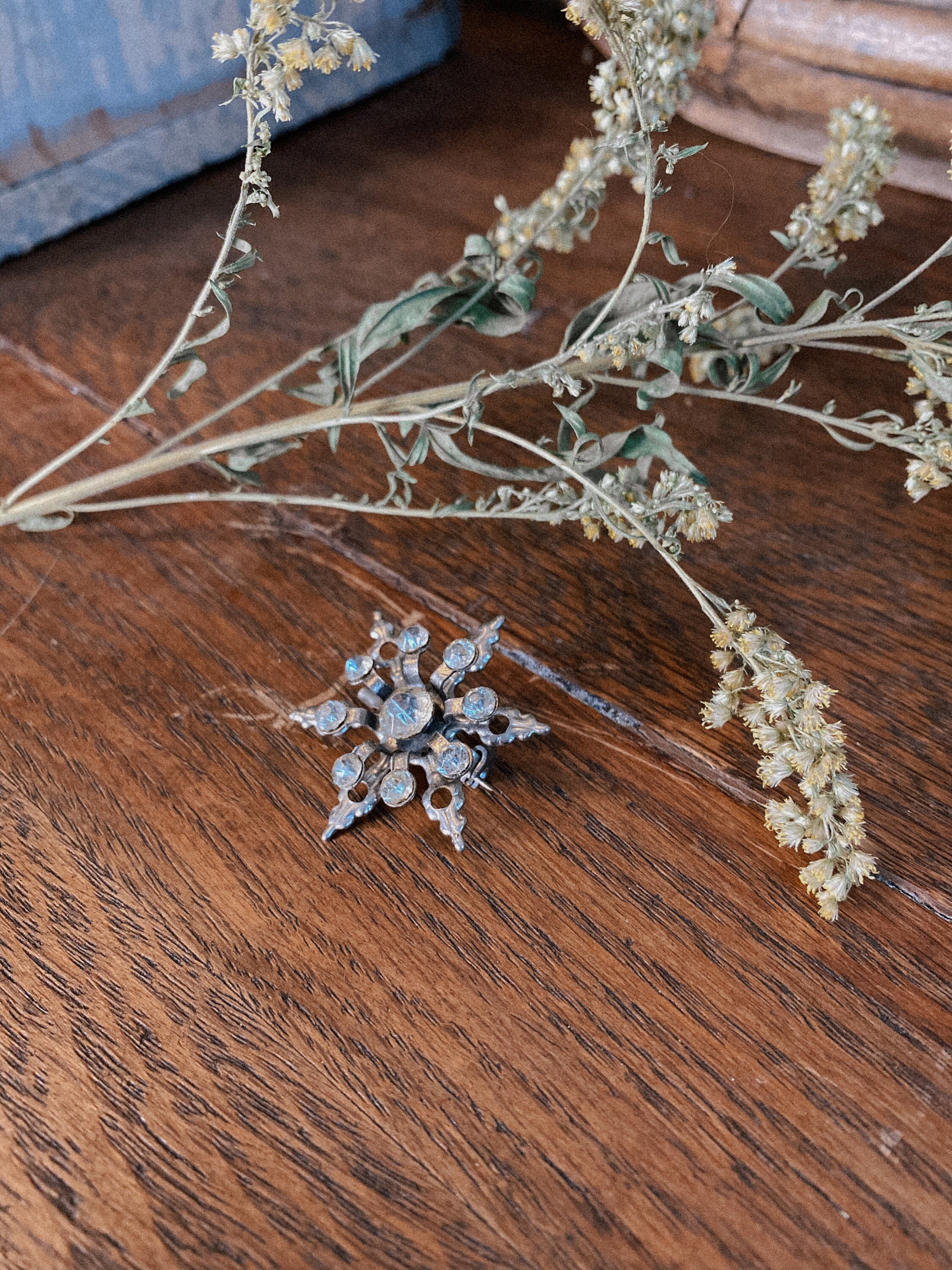 https://i.etsystatic.com/16779620/r/il/817b44/5639275751/il_fullxfull.5639275751_gutg.jpg