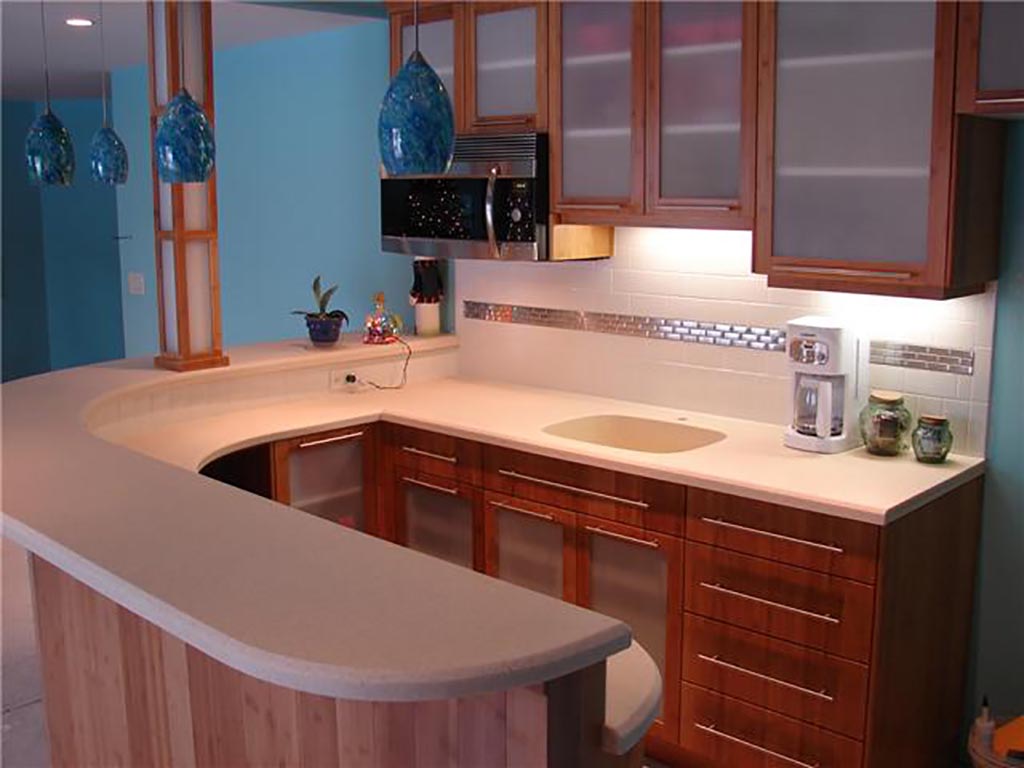 Stuarts-bsmt-bar-II-custom-fab.jpg