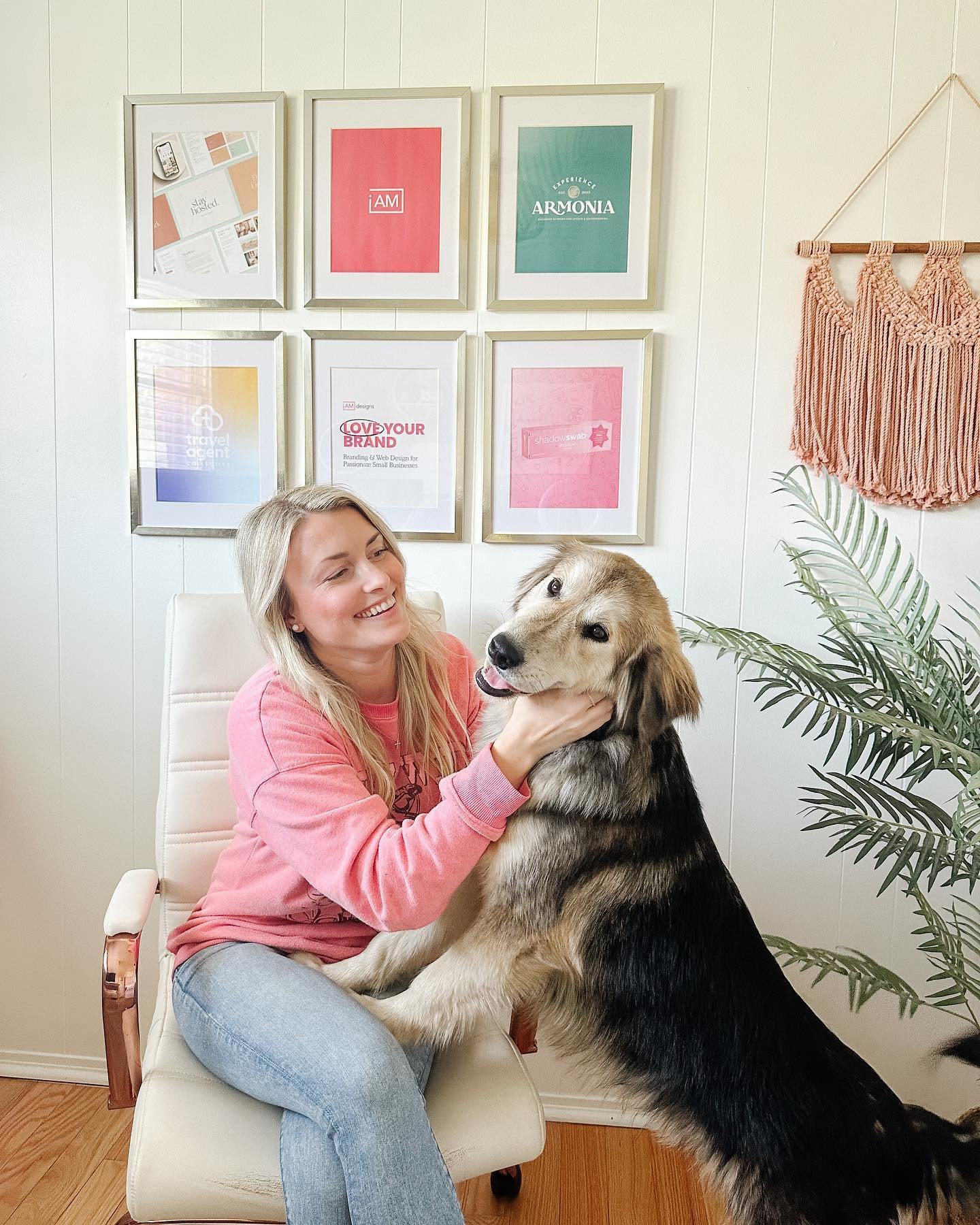 My little work buddy! 🐶🥰 It took so many attempts to get a half decent photo. 😂
.
Working from home can get lonely from time to time, but having 3 dogs definitely keeps me entertained!
.
This is River, who is actually our other dog Duke&rsquo;s ba