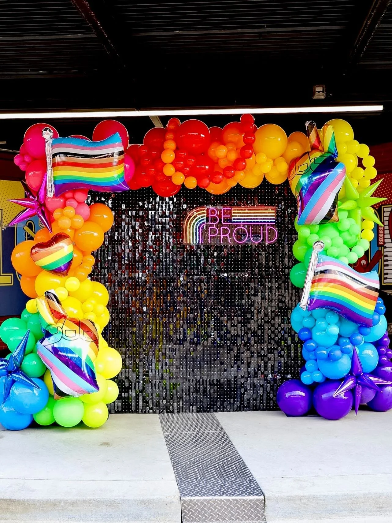 Cardinals Pride Night was a GRAND SLAM! 🌈⚾️ Thanks to @buschstadium for giving us the opportunity to do such a cool setup. And hopefully many more to come! 😊 

Backdrop + Balloons @partywithlex 
Photography @ldelgaiso! 💖

&bull;&bull;&bull;
#pride