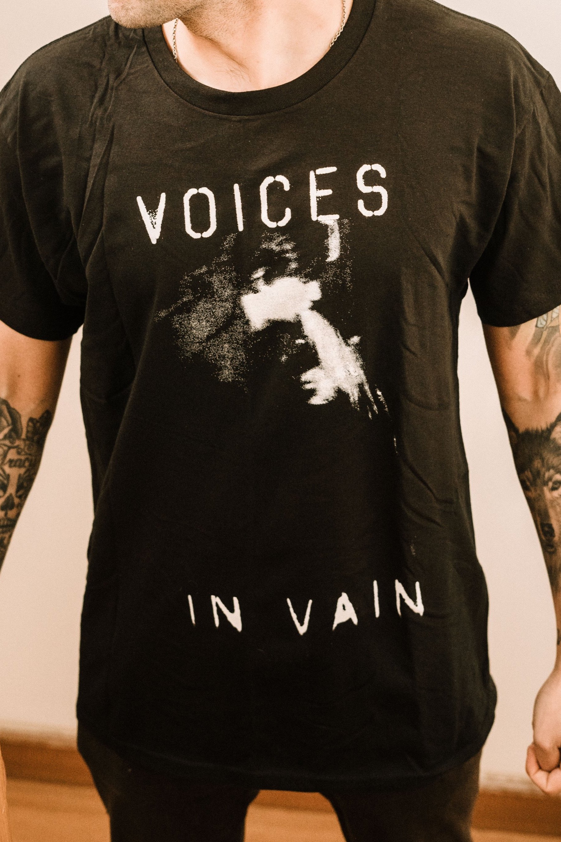 Merch+-+VIV-00263.jpg
