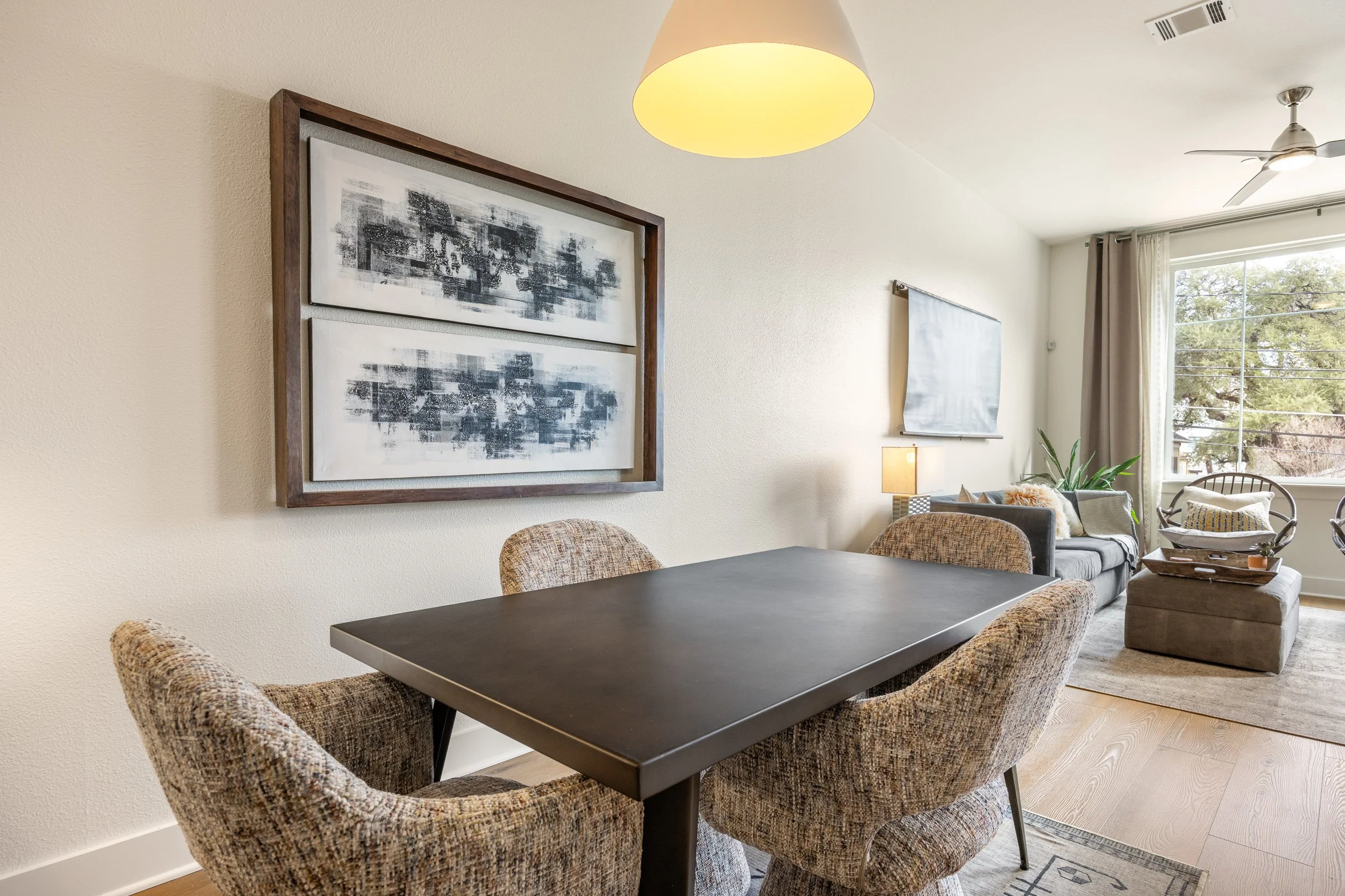 Dining-2.jpg