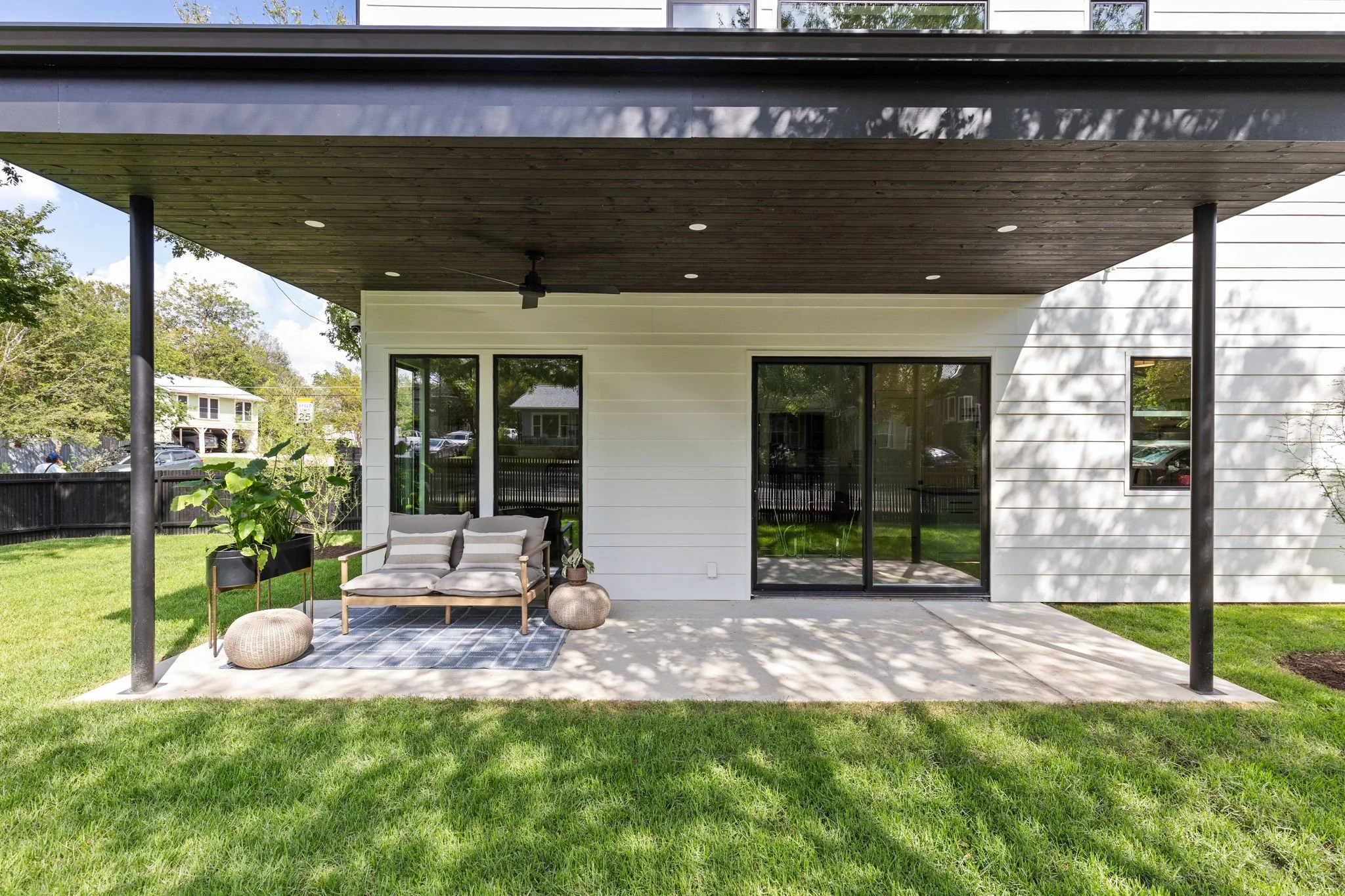 Patio-3.jpg