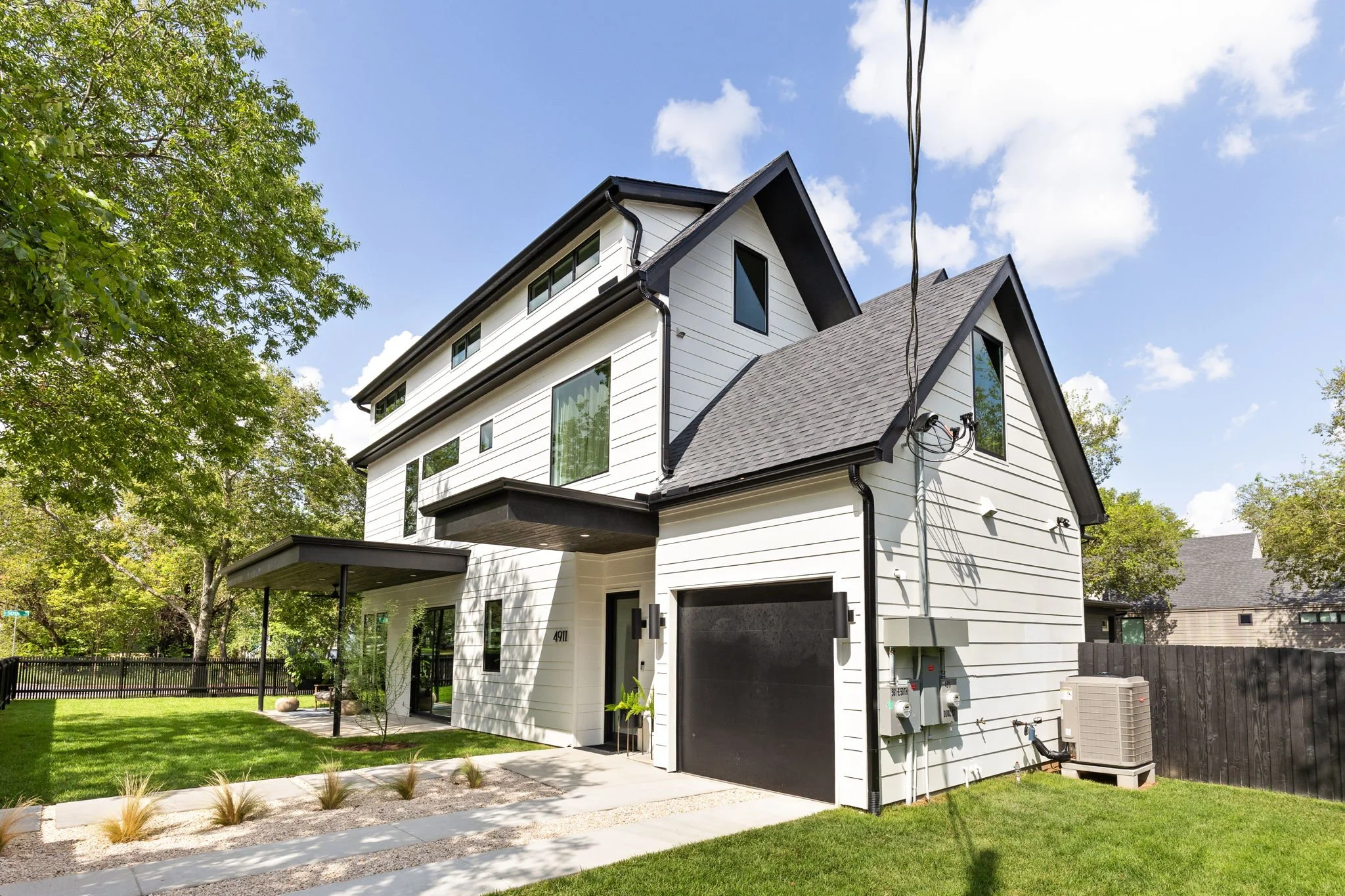 Exterior-Day-1.jpg