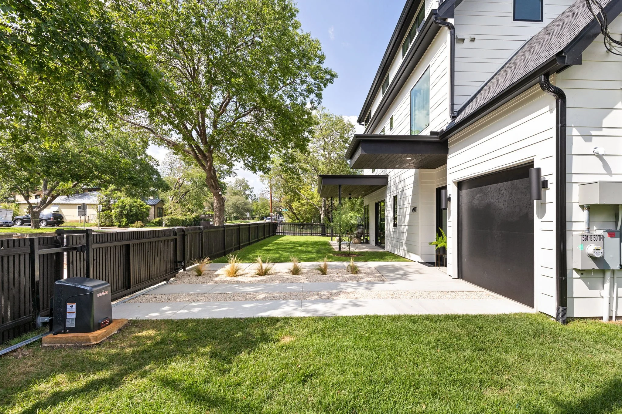 Yard-2.jpg