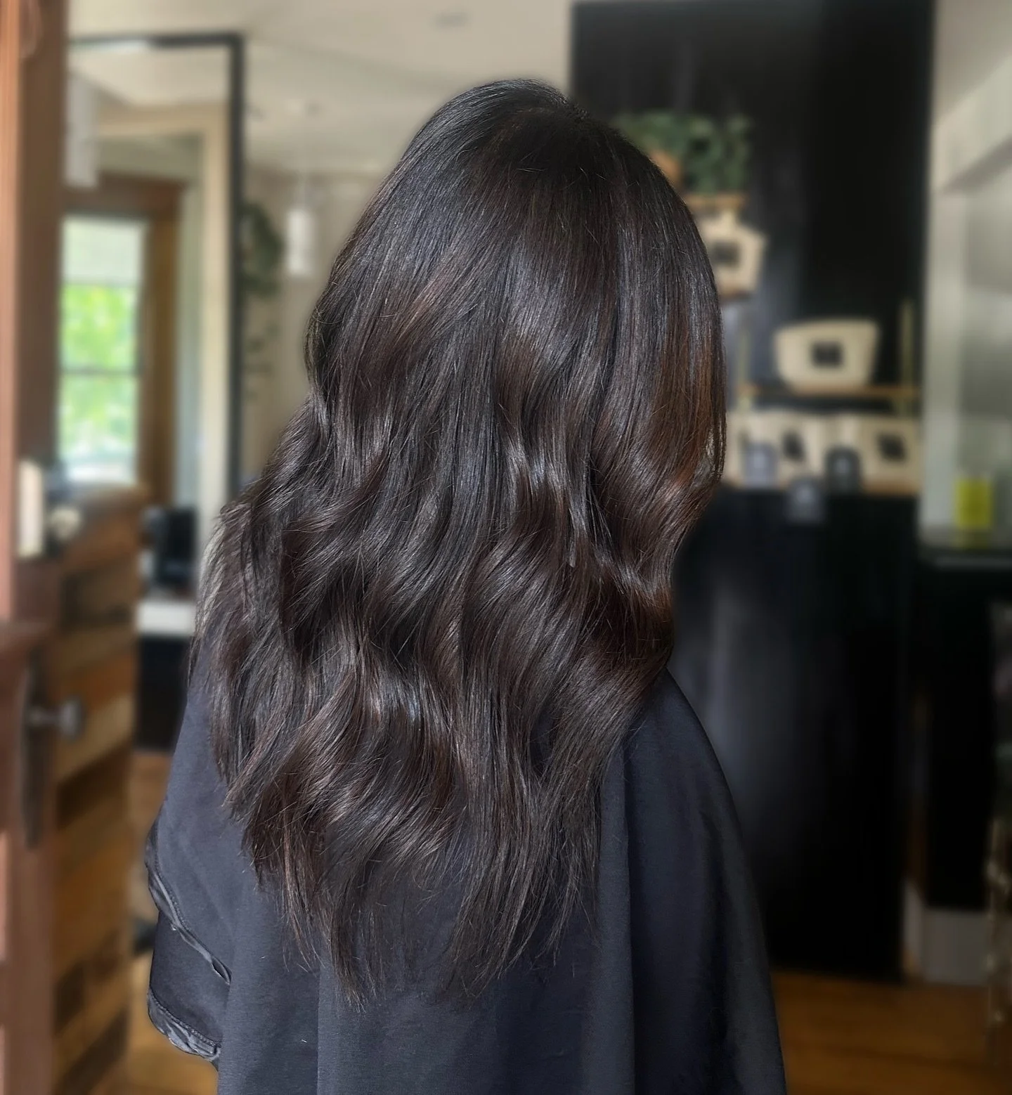 A brunette&rsquo;s subtle dream 🖤✨