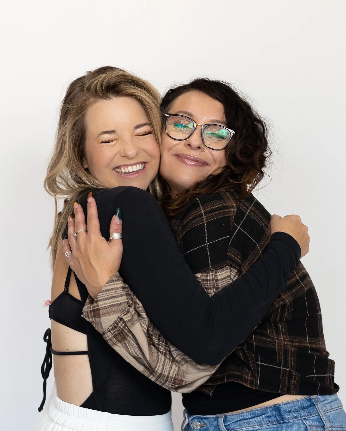 I&rsquo;ve been wanting to post these photos of us for a while, but what better day than on @kelliistephenson &lsquo;s BIRTHDAY?! 

I am not going to get sappy, I&rsquo;ll save it for her card&hellip;. But happy birthday to one of the most amazing pe