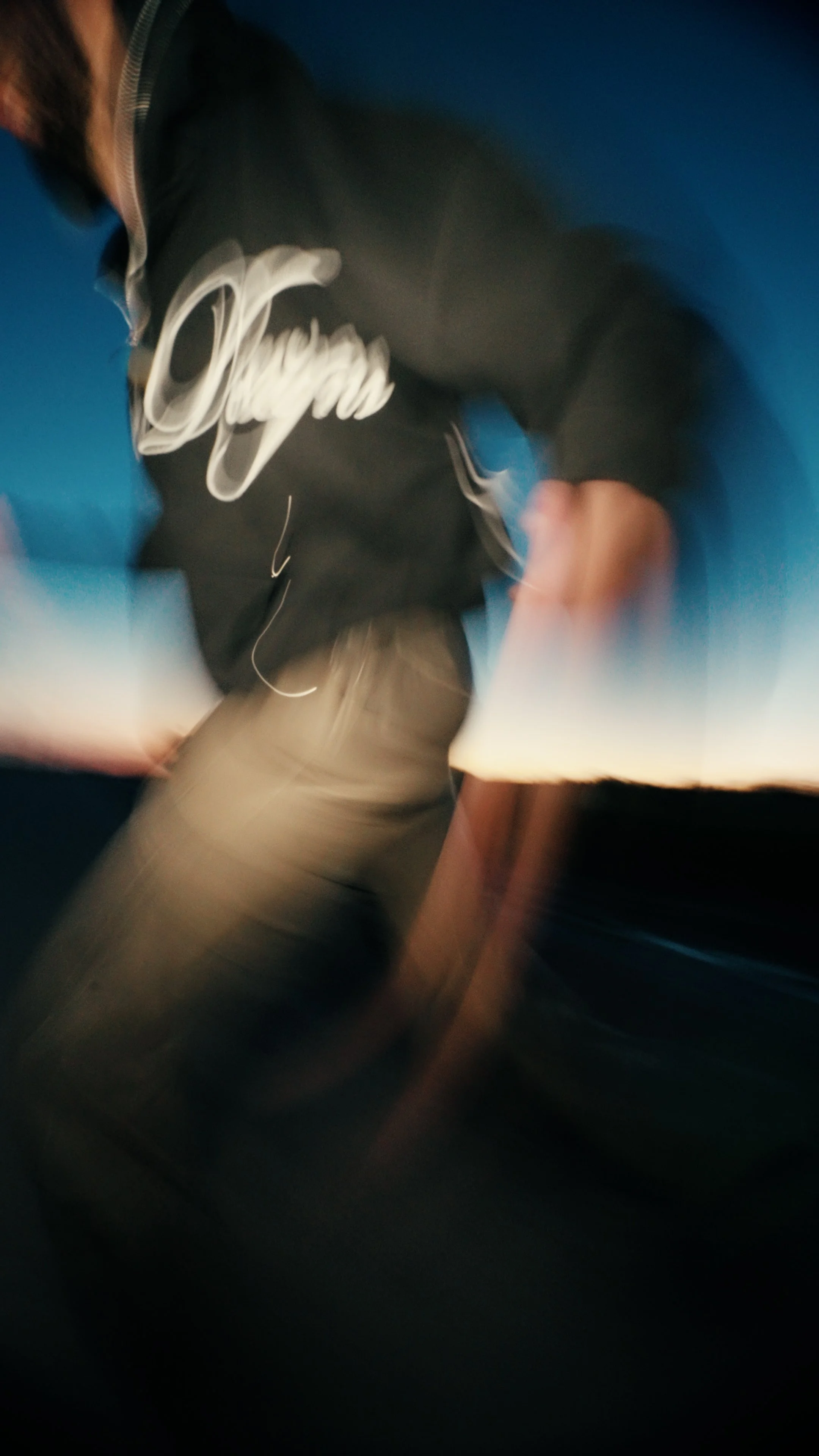 JIMI HENDRIX.00_00_44_14.Still005.jpg