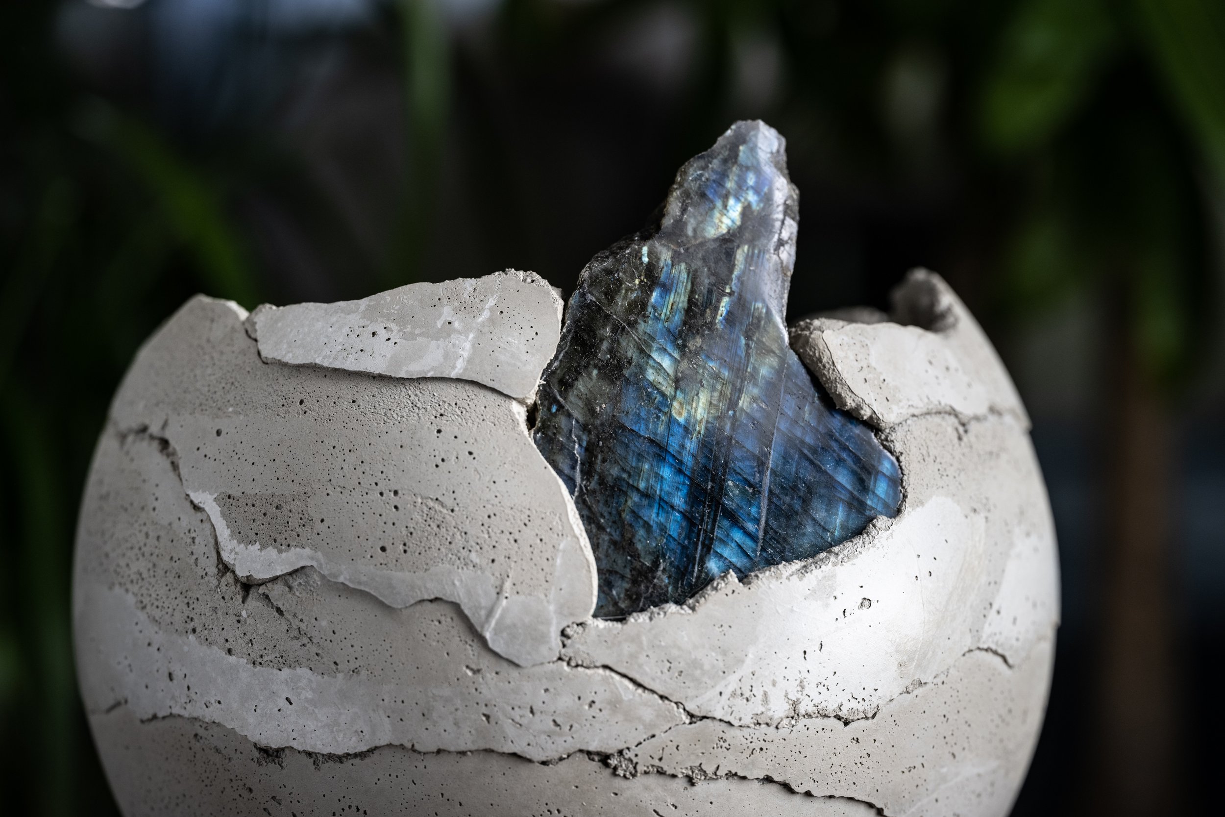 Grey-Labradorite2.jpg