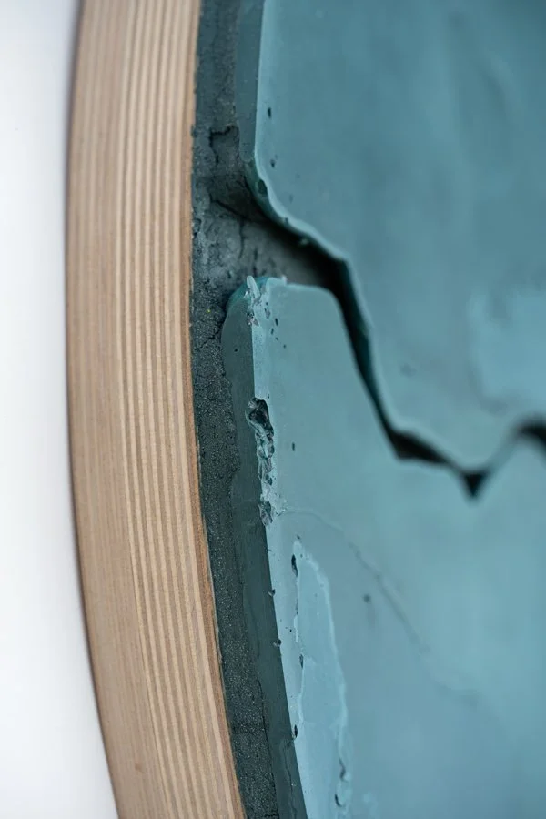 24" TealClearQuartzdetail.jpg