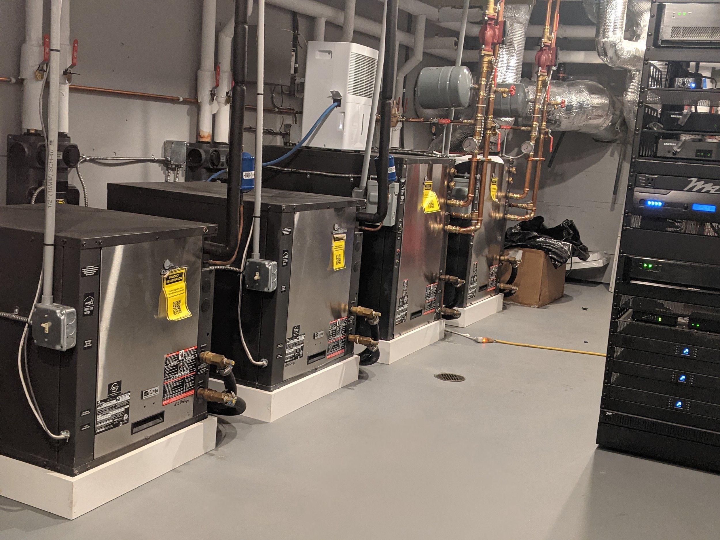 6 Best apartment Heating Solutions for Cold Climates to Slash Your Bill - Thermal Comfort Solutions For Apartment