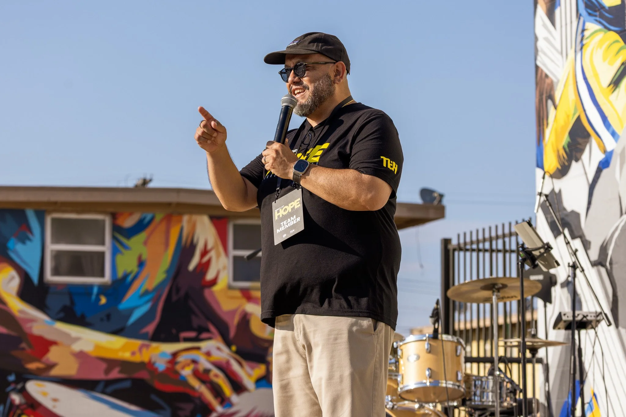 Pastor Jose 3.jpg
