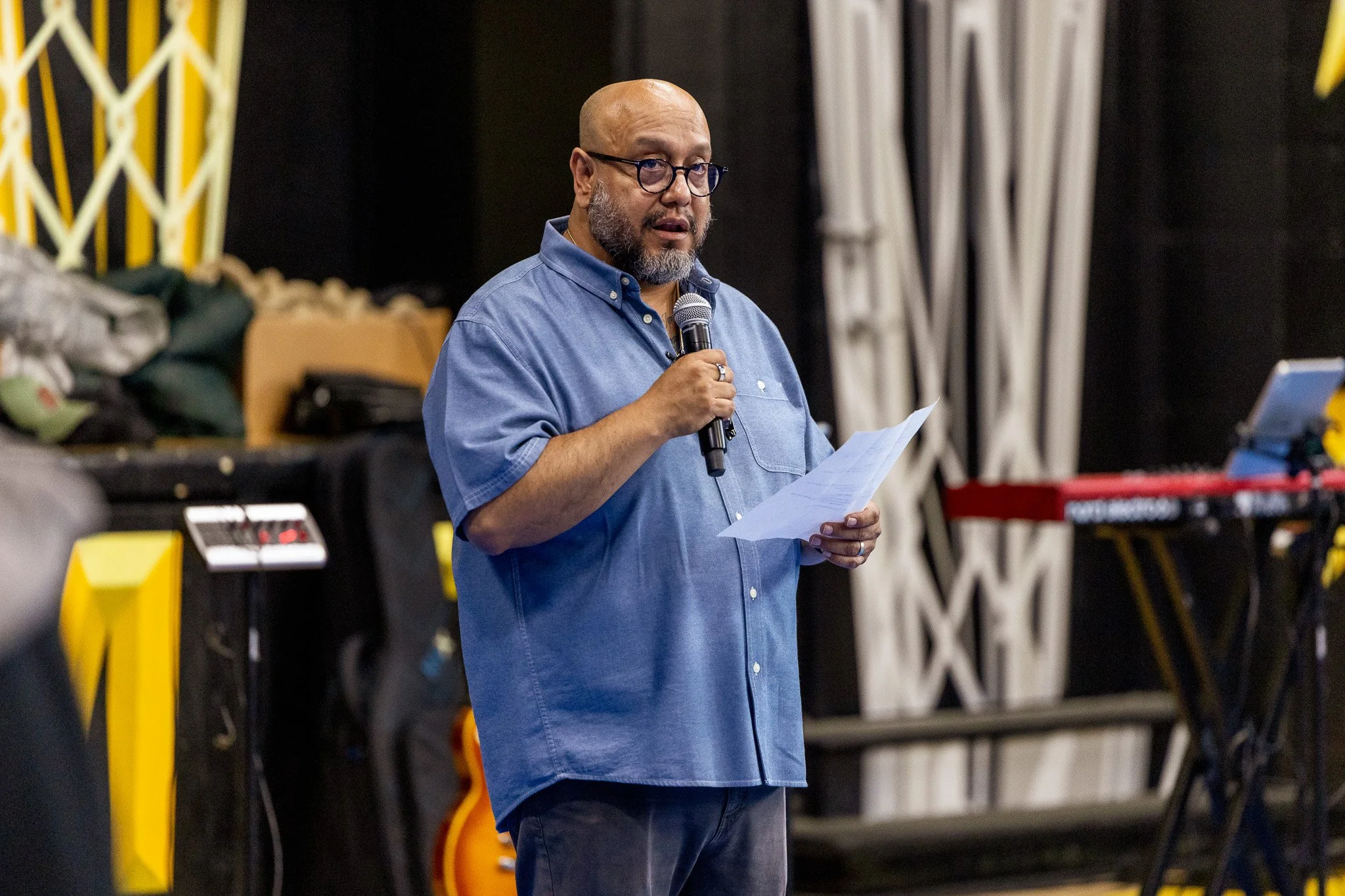 Pastor Jose.jpg
