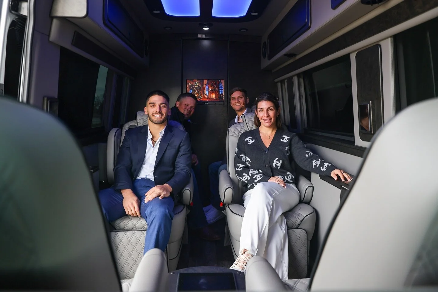 Business meeting or a night out with your friends? With Lux Charters, you don&rsquo;t have to choose! Our luxurious transportation services will pick you up and take you wherever you want to go in Houston, making a statement wherever you arrive. 💼🚘