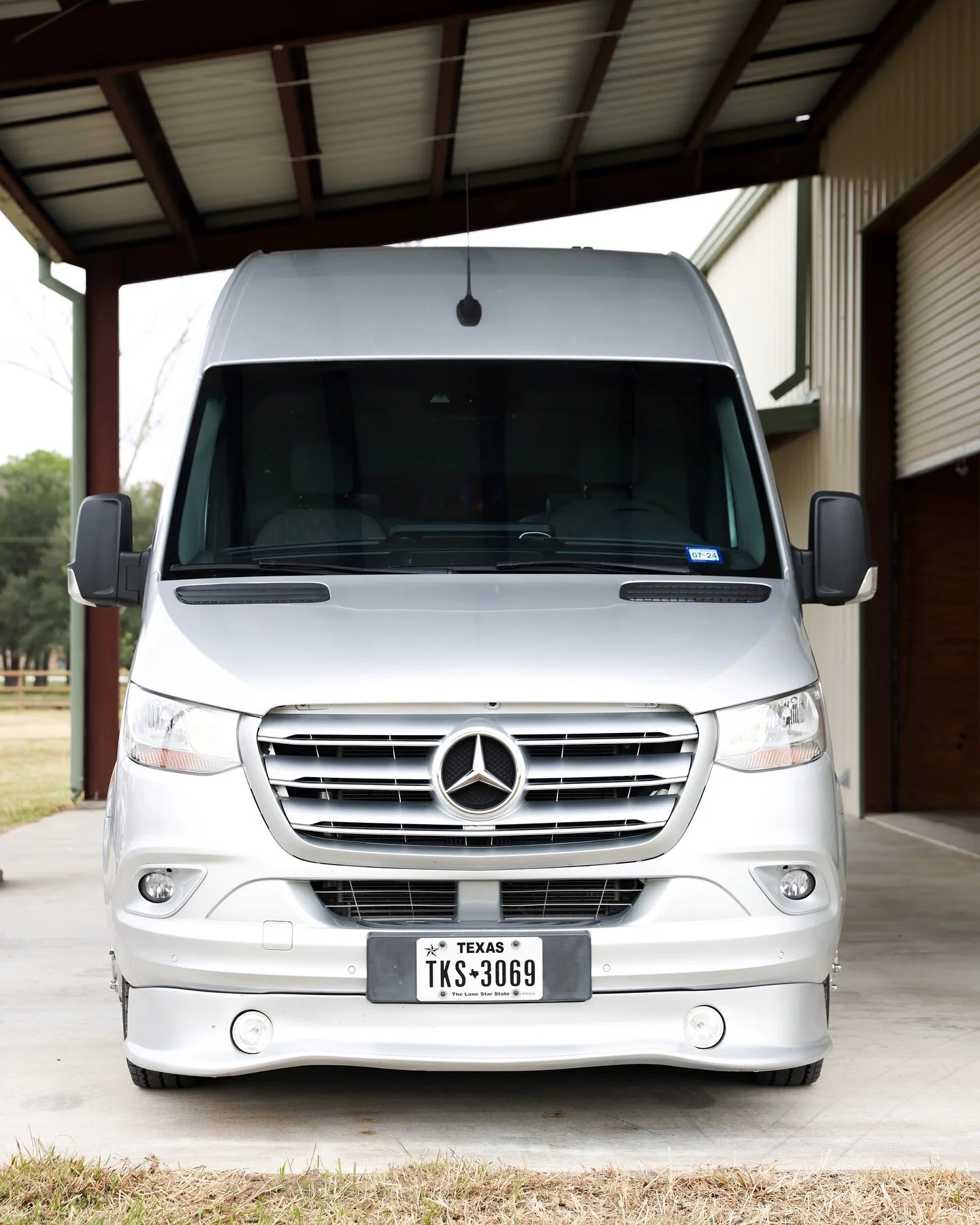 The Mercedes Sprinter Van isa versatile and innovative vehicle that sets a new standard in transportation. 🚐

Designed with functionality, comfort, and style in mind, this exceptional van is perfect for a variety of purposes, ranging from commercial