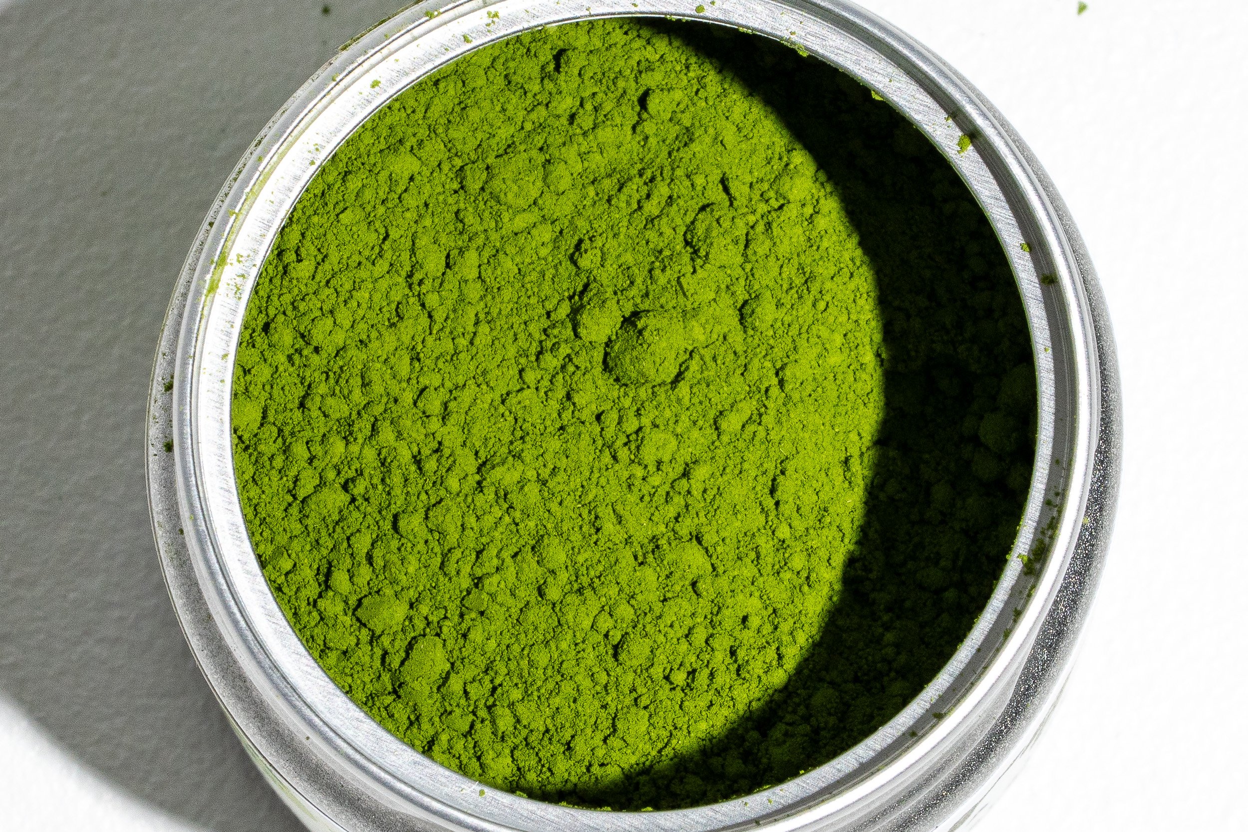 Three Cultivar Blend Tin Open Close.jpg
