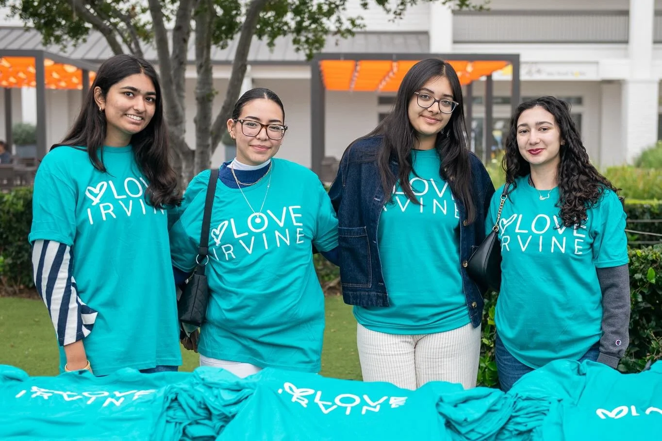 We had an AMAZING 5th Annual Citywide Serve Day with 30 projects across the city with hundreds of volunteers! What was your favorite part of Citywide Serve Day? 

🧡Thank you to our partners and sponsors:
@irvinecompanyretail @goodshepherdirvine @she