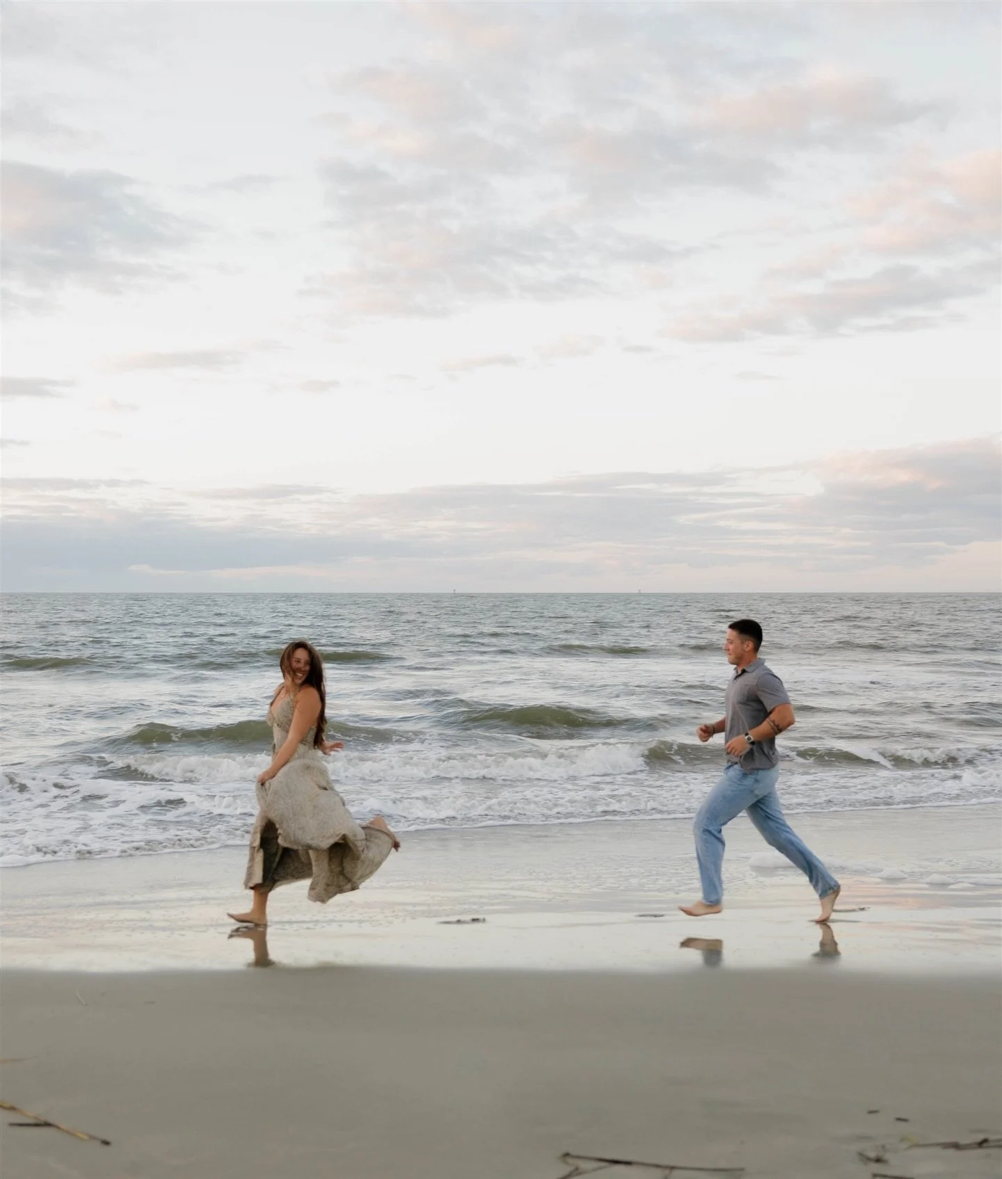 just playing in the sand🤍🤍

.
.
.
.
#weddingphotography #weddingphotographers #chsphotography #charlestonwedding #charlestonweddingphotographer charlestonweddingphotography southcarolinaweddingphotographer southcarolinawedding eastcoastwedding east