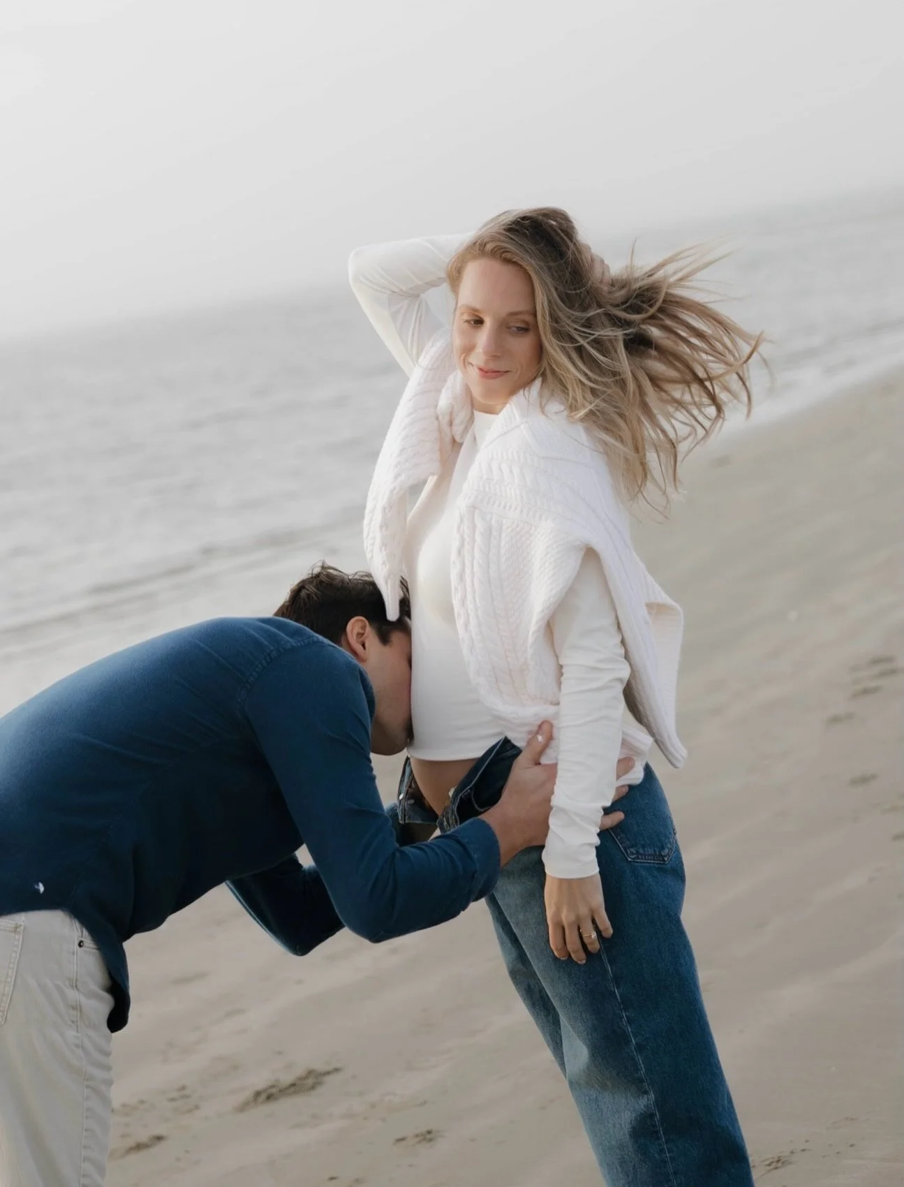 Cloudy day on the beach!
.
.
.
.
.
#charlestonfamilyphotographer #charlestonphotographer #charlestonphotography #beachmaternity #maternityphotos
