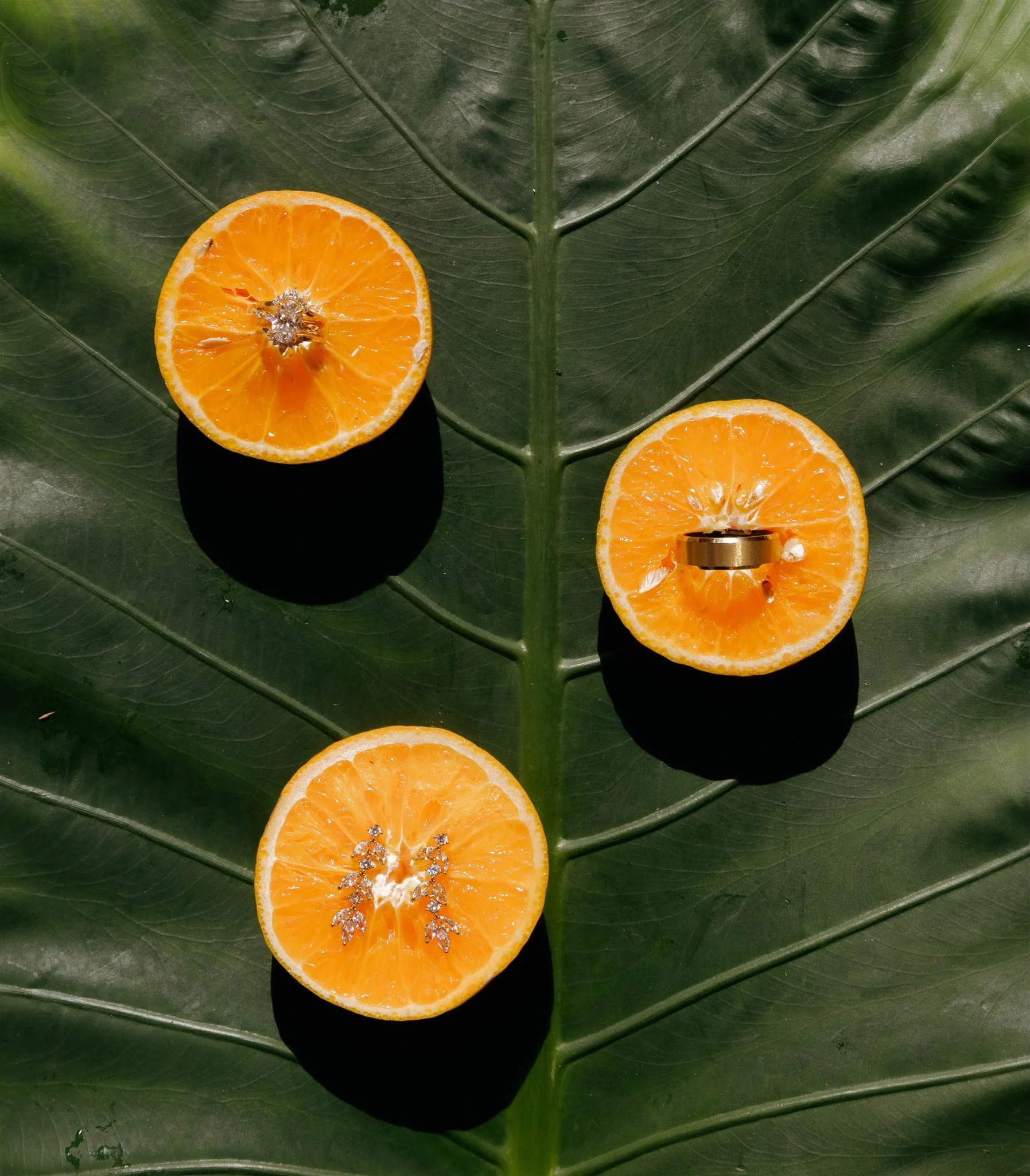 details so good, you can taste it🍊🍊🍊
.
.
.
.
.
#weddingdetailsphotography #mexicowedding #mexicoweddingphotographer #destinationweddingphotography #weddingdetails