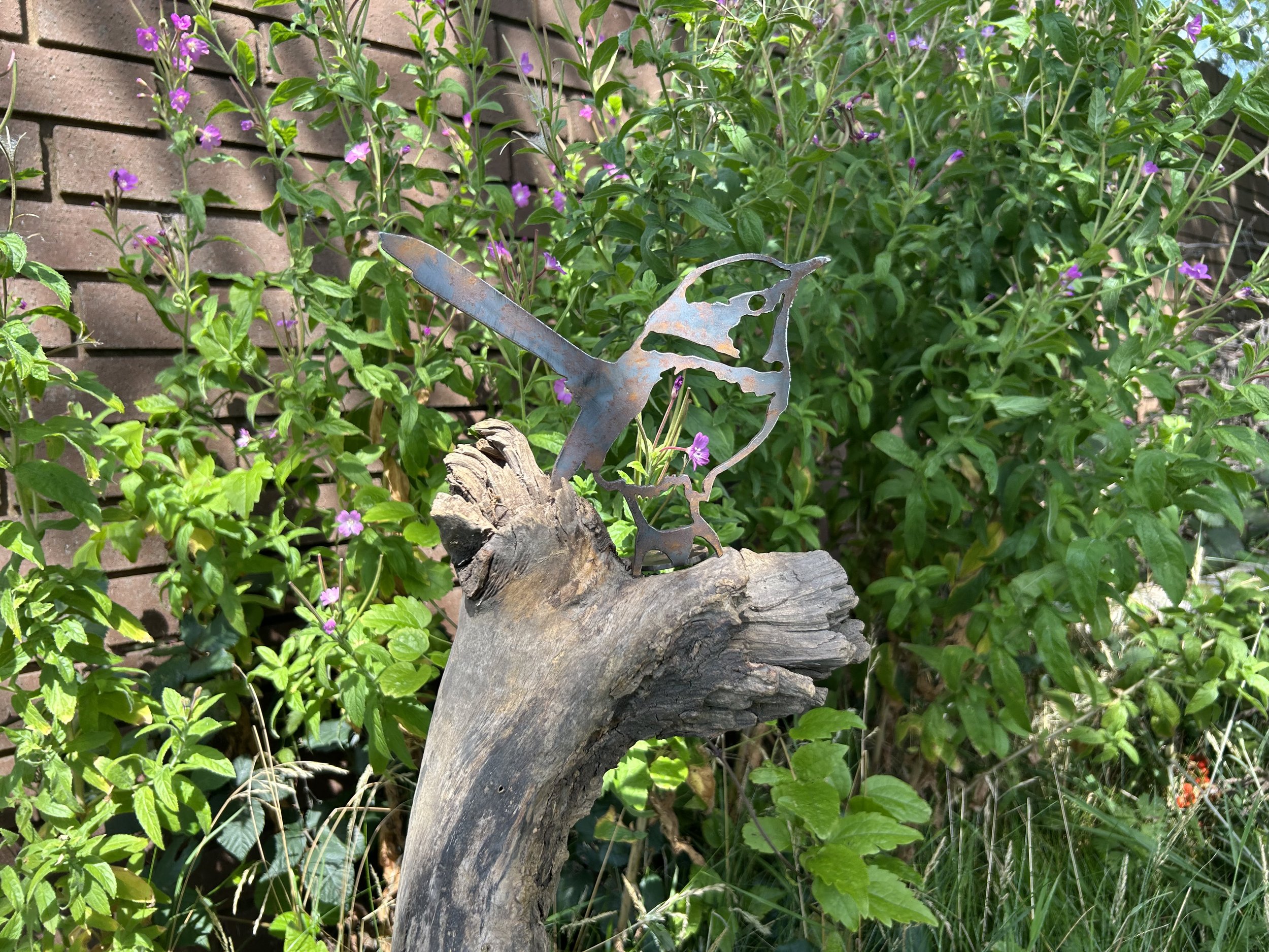WREN METAL BIRD POST TOPPER 4.JPG