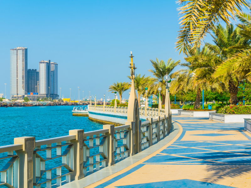Abu Dhabi Corniche.png