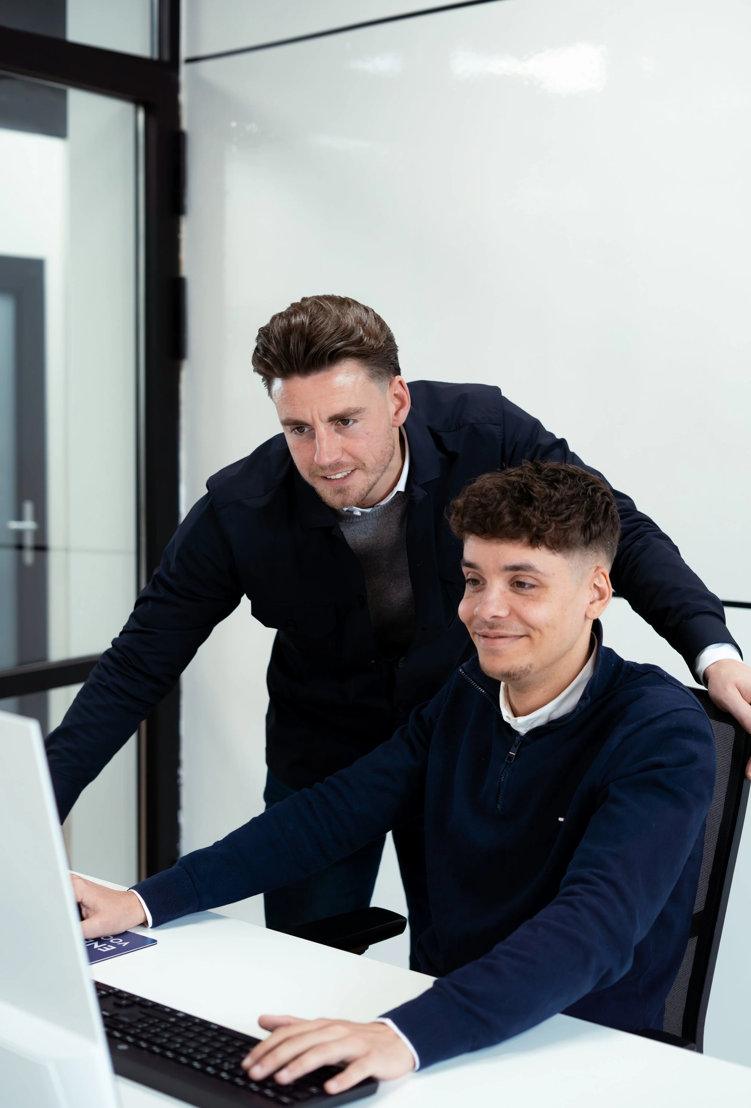ACCOUNT- &amp; TENDERMANAGER</span>