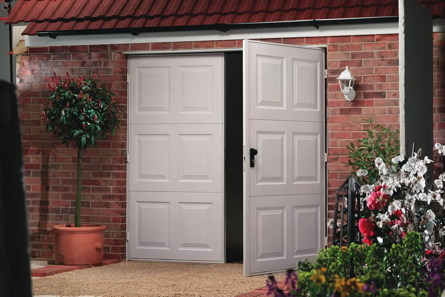 Georgian Side Hinged Garage Door White Traditrional