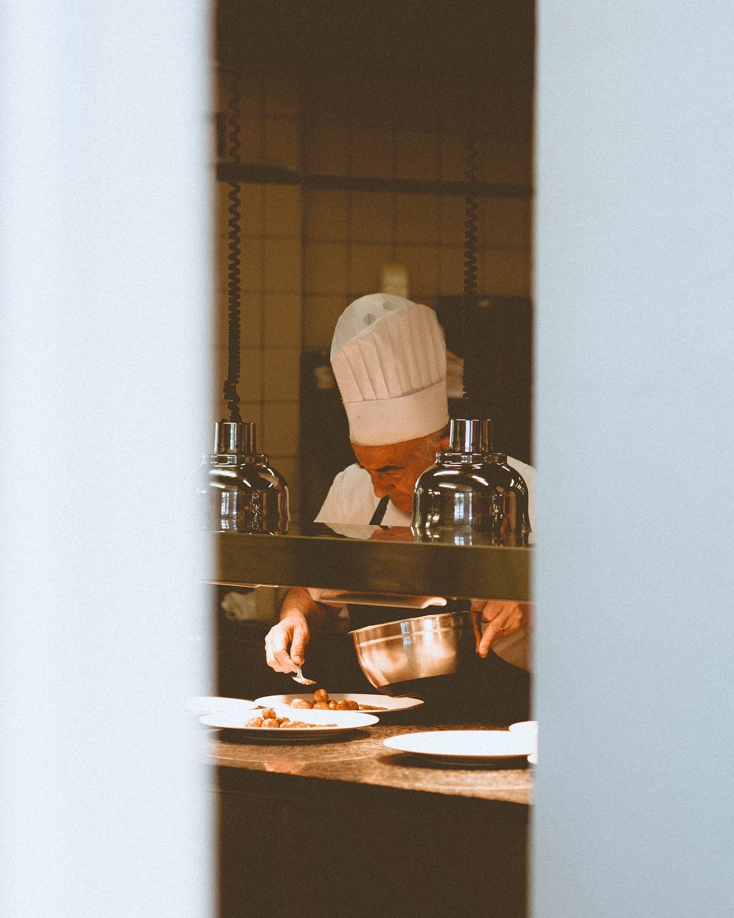 Cocktail &amp; diner 
@briketenia 

Lieu : @briketenia 
Photographie : @maude.cphotographe 
Fleurs : @rosettelapetitecam 

#briketenia #guethary #restaurantgastronomique #cocktailphoto #dinerphotos #photographemariage #photographesudouest #paulamagaz