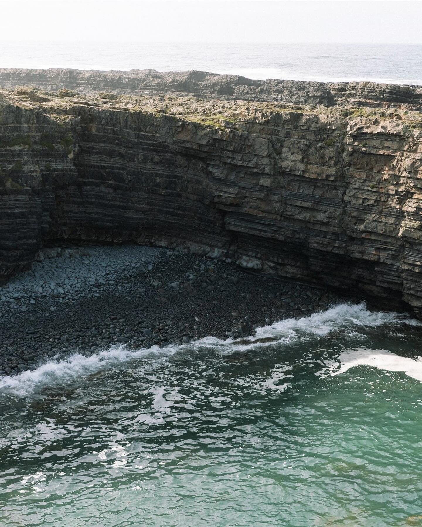 Over here manifesting another wedding in Europe ✨ 

A few landscape photos from my time in Ireland for L + G&rsquo;s wedding and the cutest boutique hotel I stayed at on the last day 💛