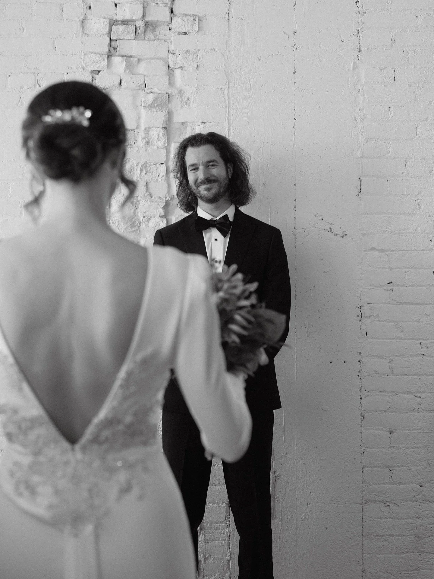 Previews from Brigette &amp; Alex&rsquo;s tropical inspired wedding at @valentine_dtla 🌺

Photo @caitphoto_
Planner @levelevents
Venue @valentine_dtla
Florist @stemsbykatepv
H&amp;MU @crystal.goldenglowbeauty
Bridal Boutique @pronovias
Suit @theblac