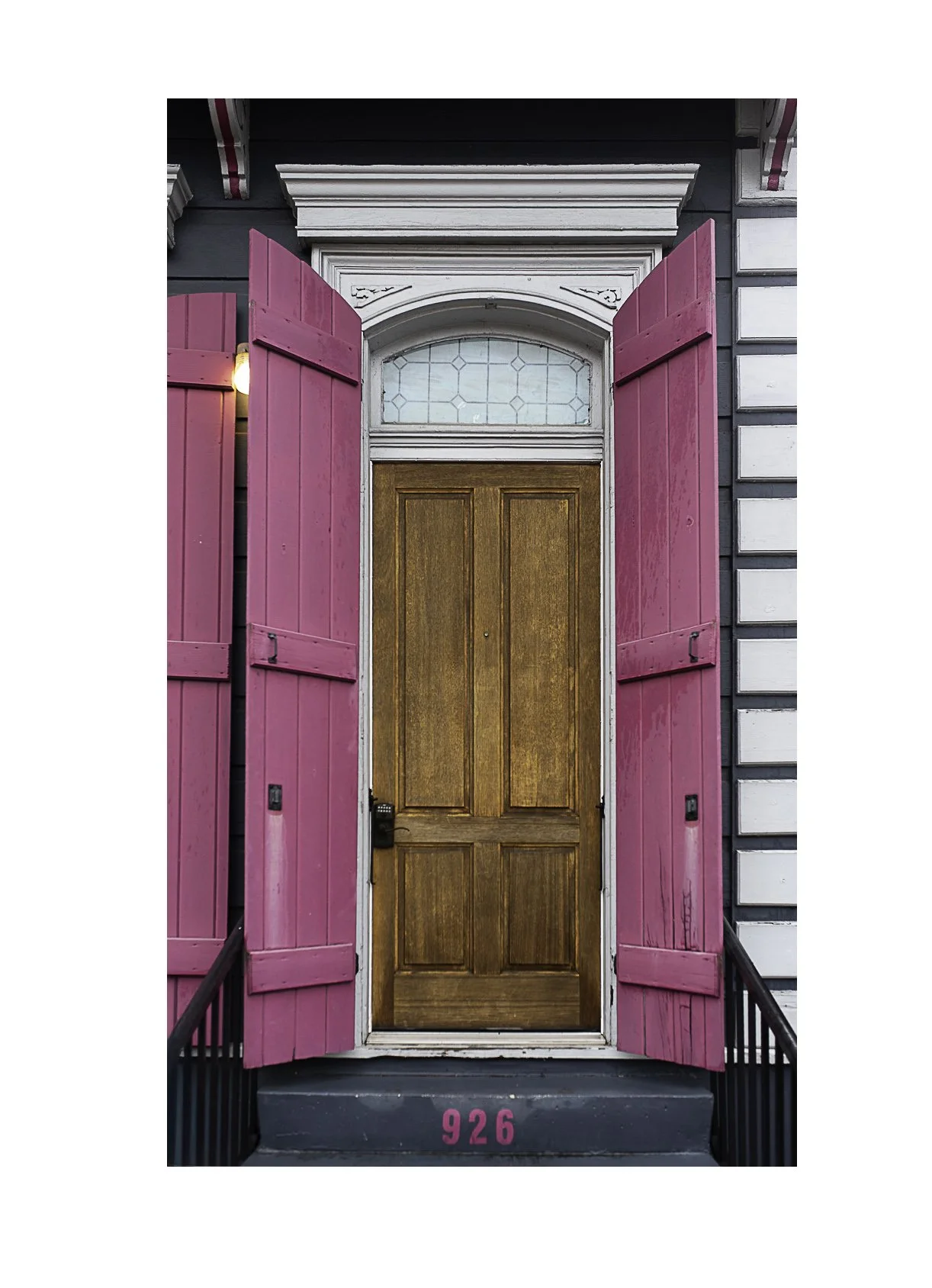 doorshutterpink.jpg