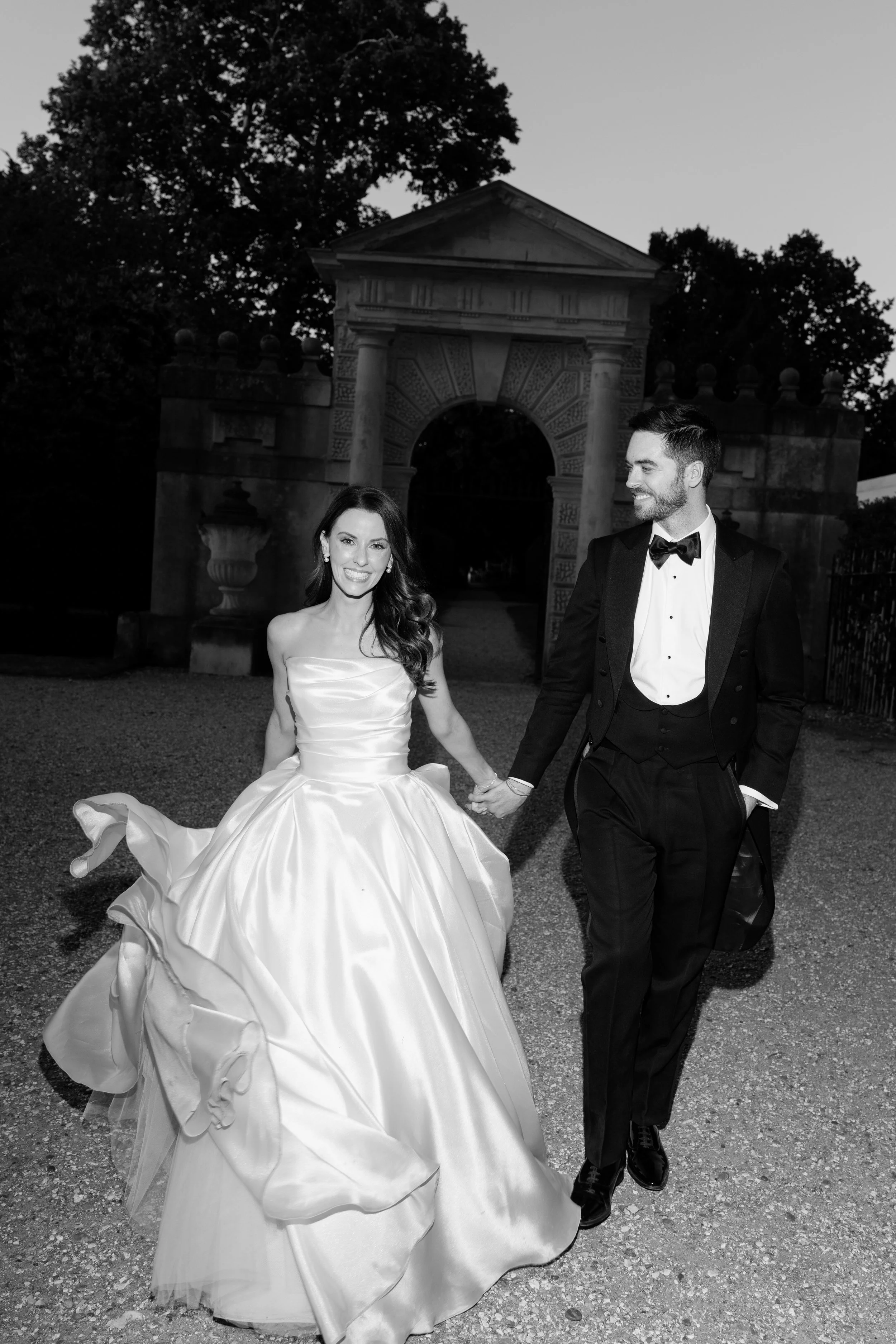 Luxury London Wedding Indeco Flowers-290BW.jpg