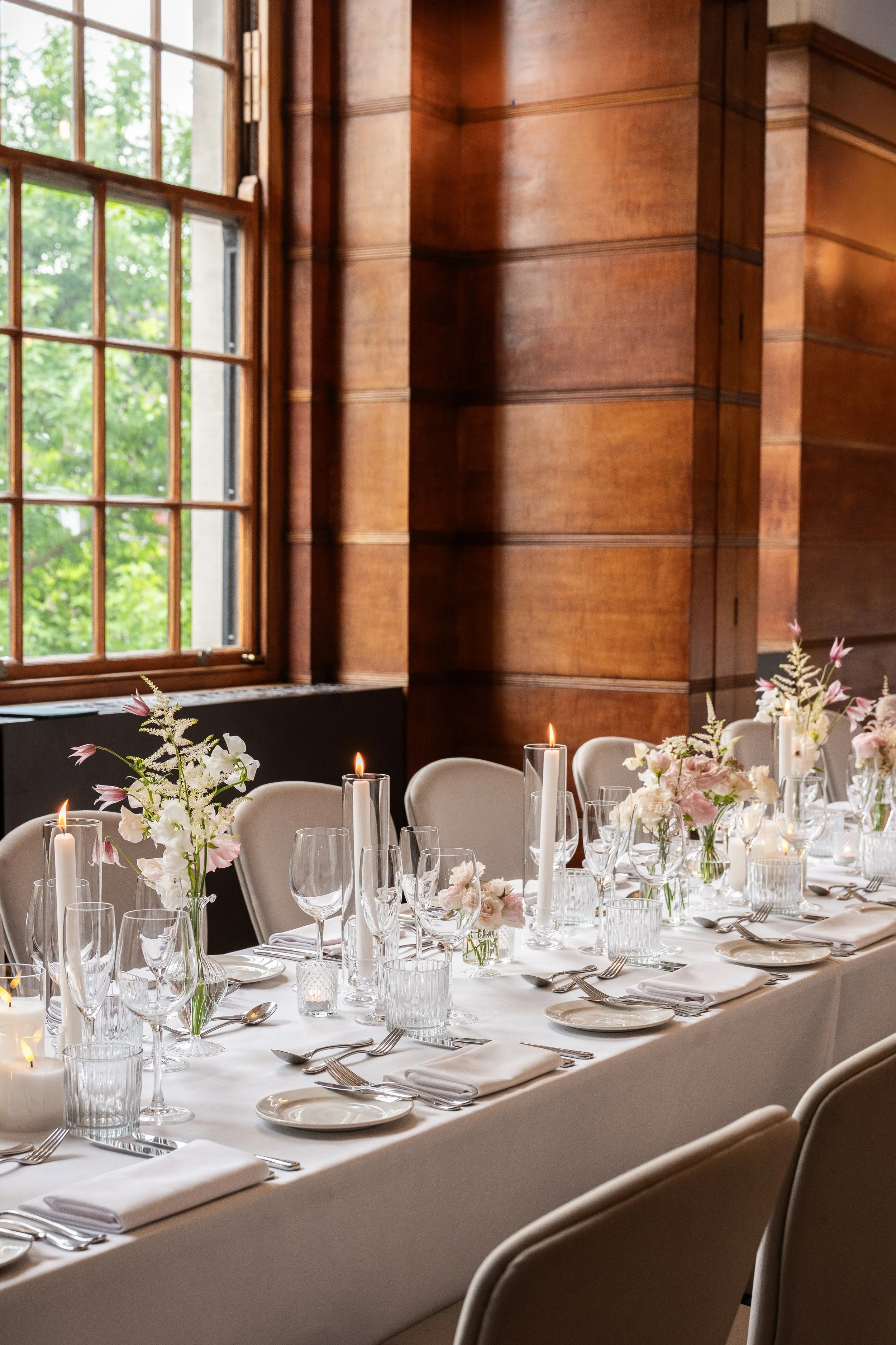 Luxury table scape event flowers town hall hotel london 6.jpg