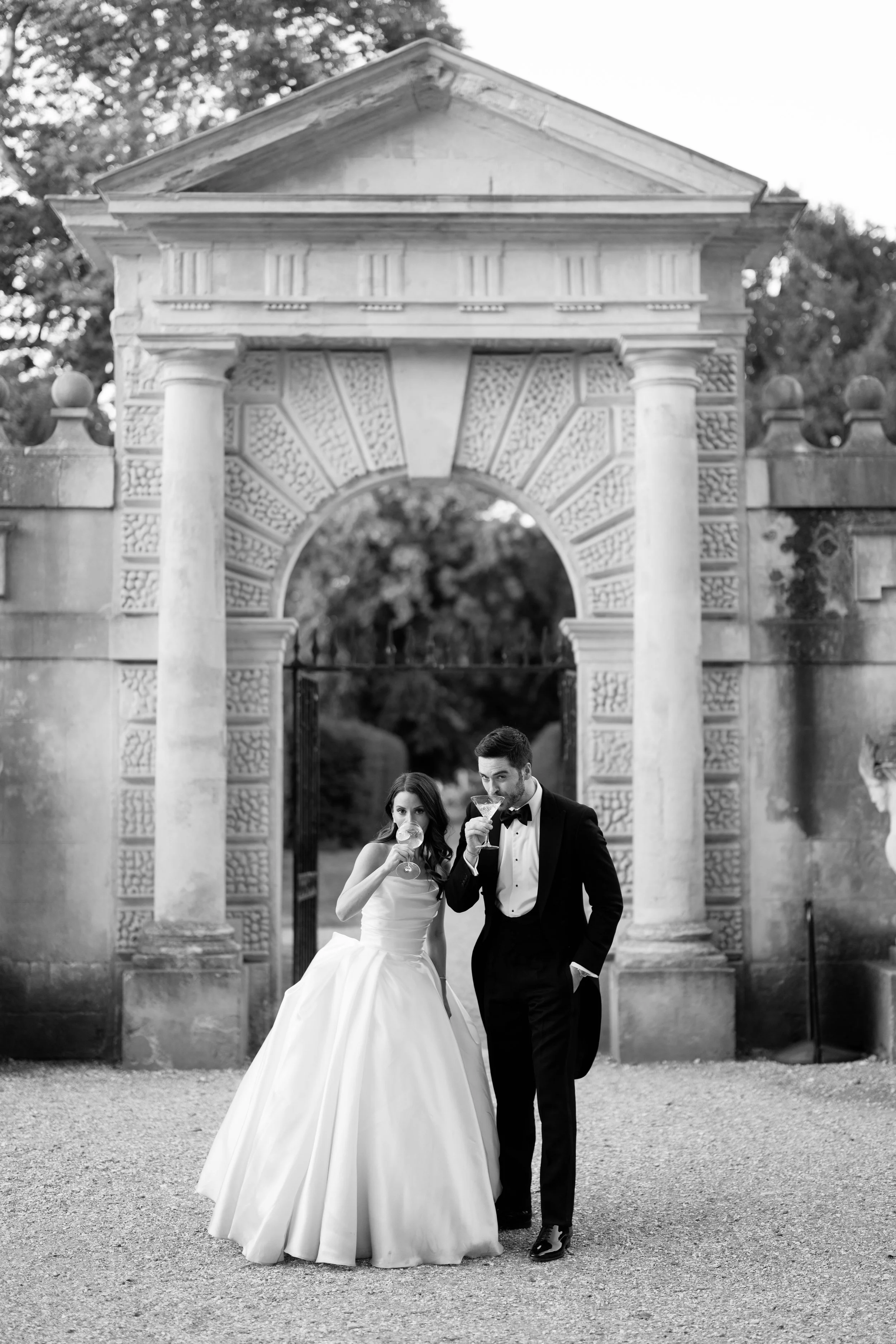 Luxury London Wedding Indeco Flowers-272BW.jpg