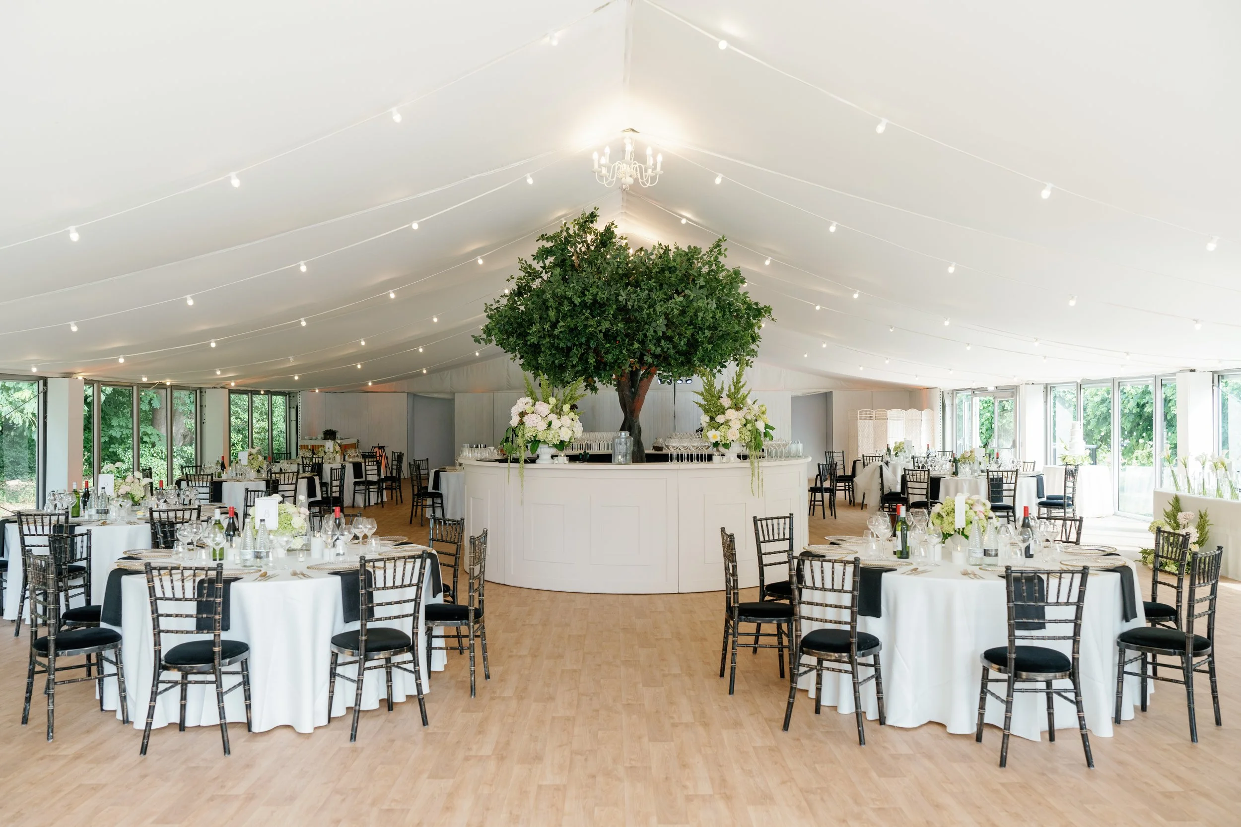 Luxury London Wedding Indeco Flowers-211.jpg