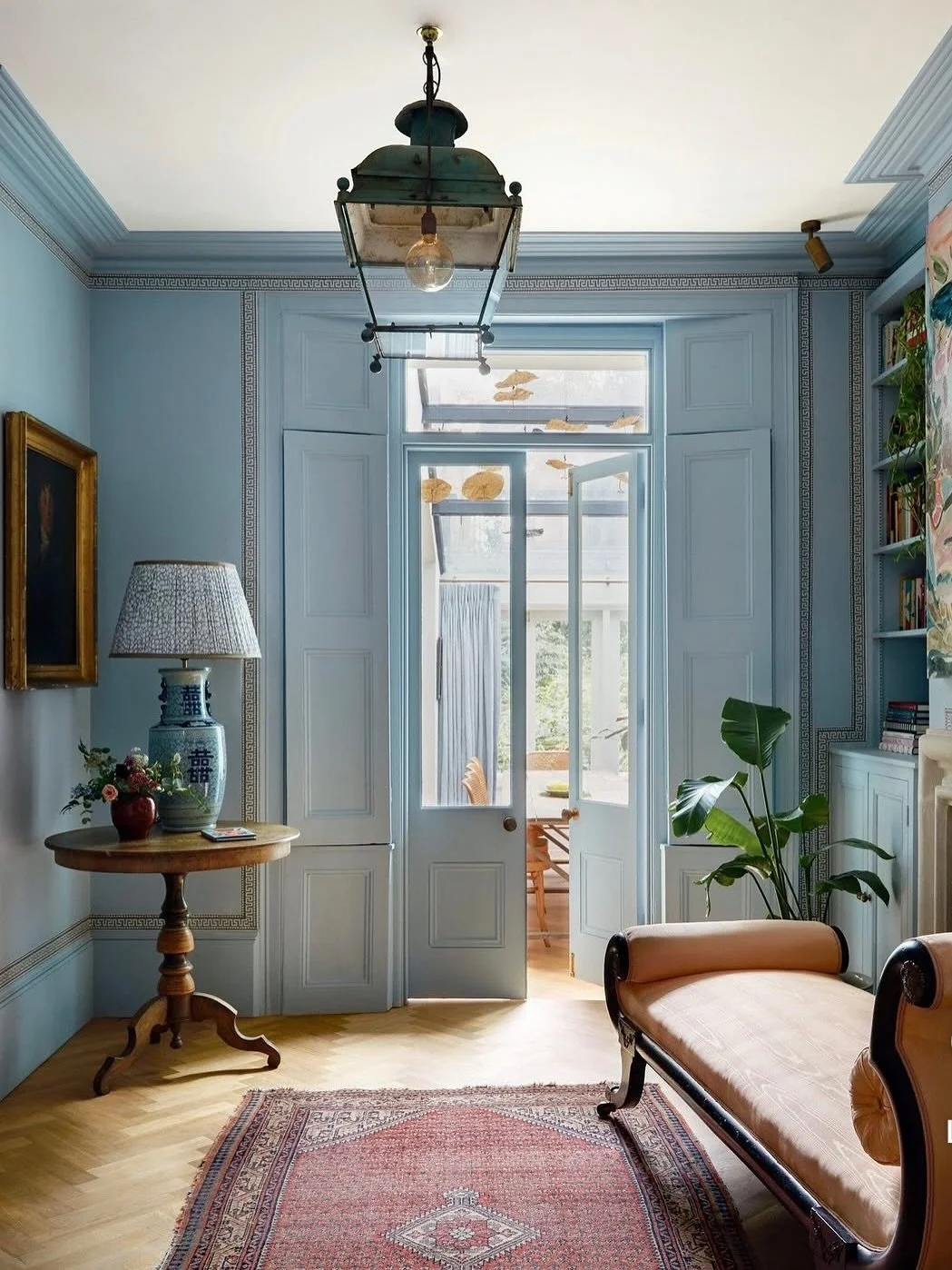 Blue Monday, but make it beautiful 🩵 
A collection of inspiration images showing how powerful the colour blue can be.

Image credit
@uns.hobbs_interiors 
@houseandgardenuk 
@kateguinnessdesign
@kerv_interiors 

#bluemonday #january #blue #colour #de